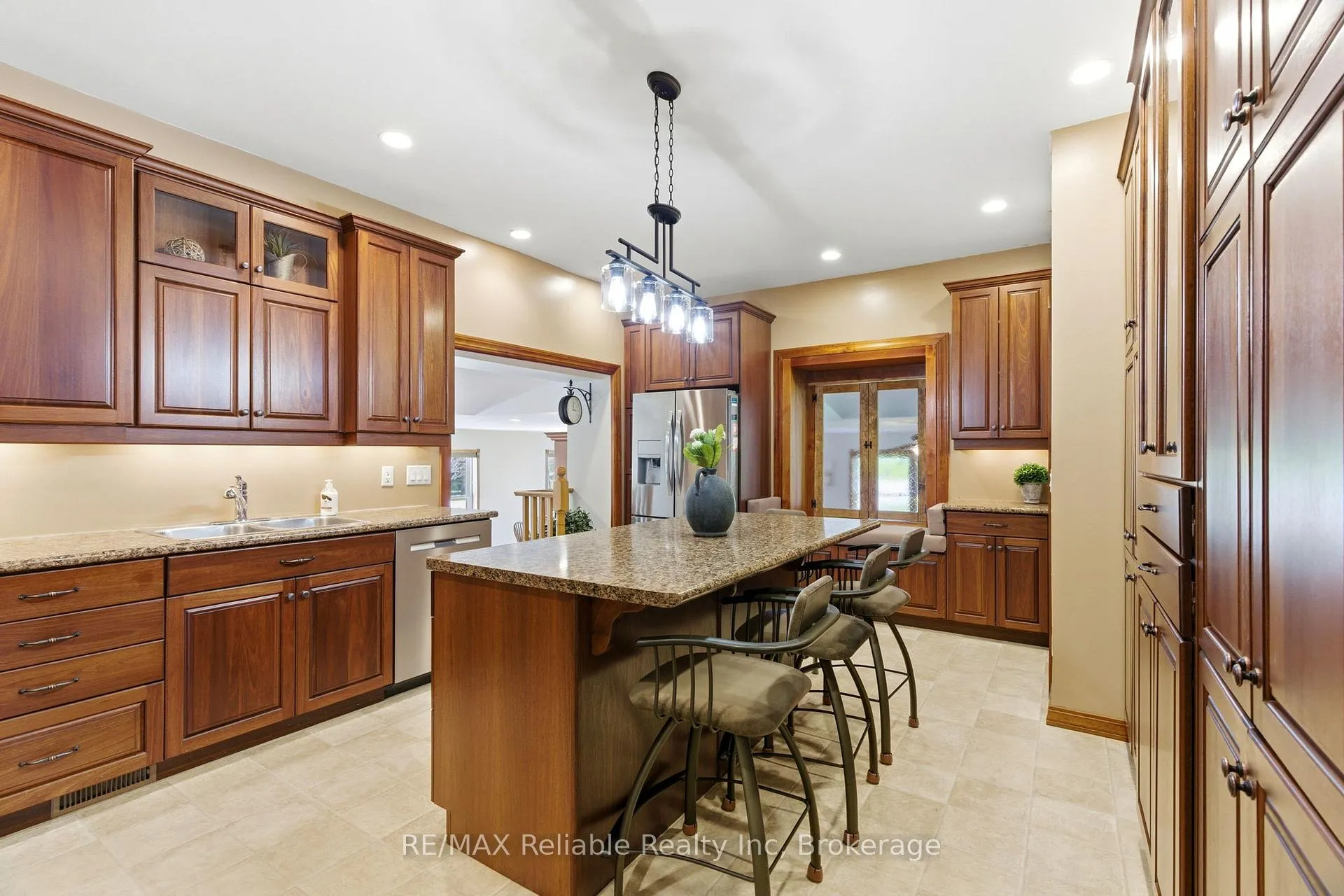 Photo 14 of 42308 Blyth Road, Huron East, Grey — HOMEH
