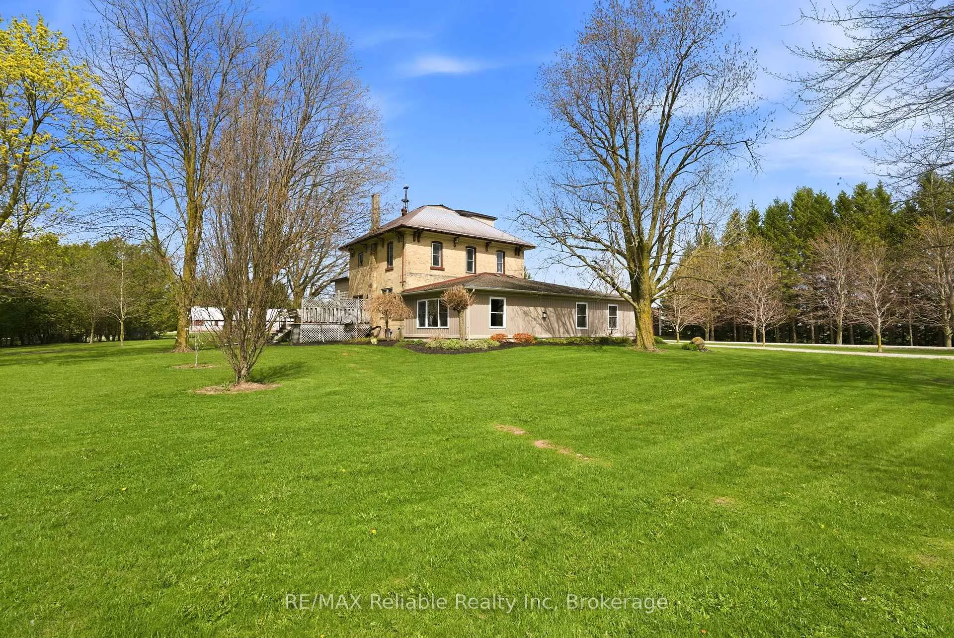 Photo 42 of 42308 Blyth Road, Huron East, Grey — HOMEH