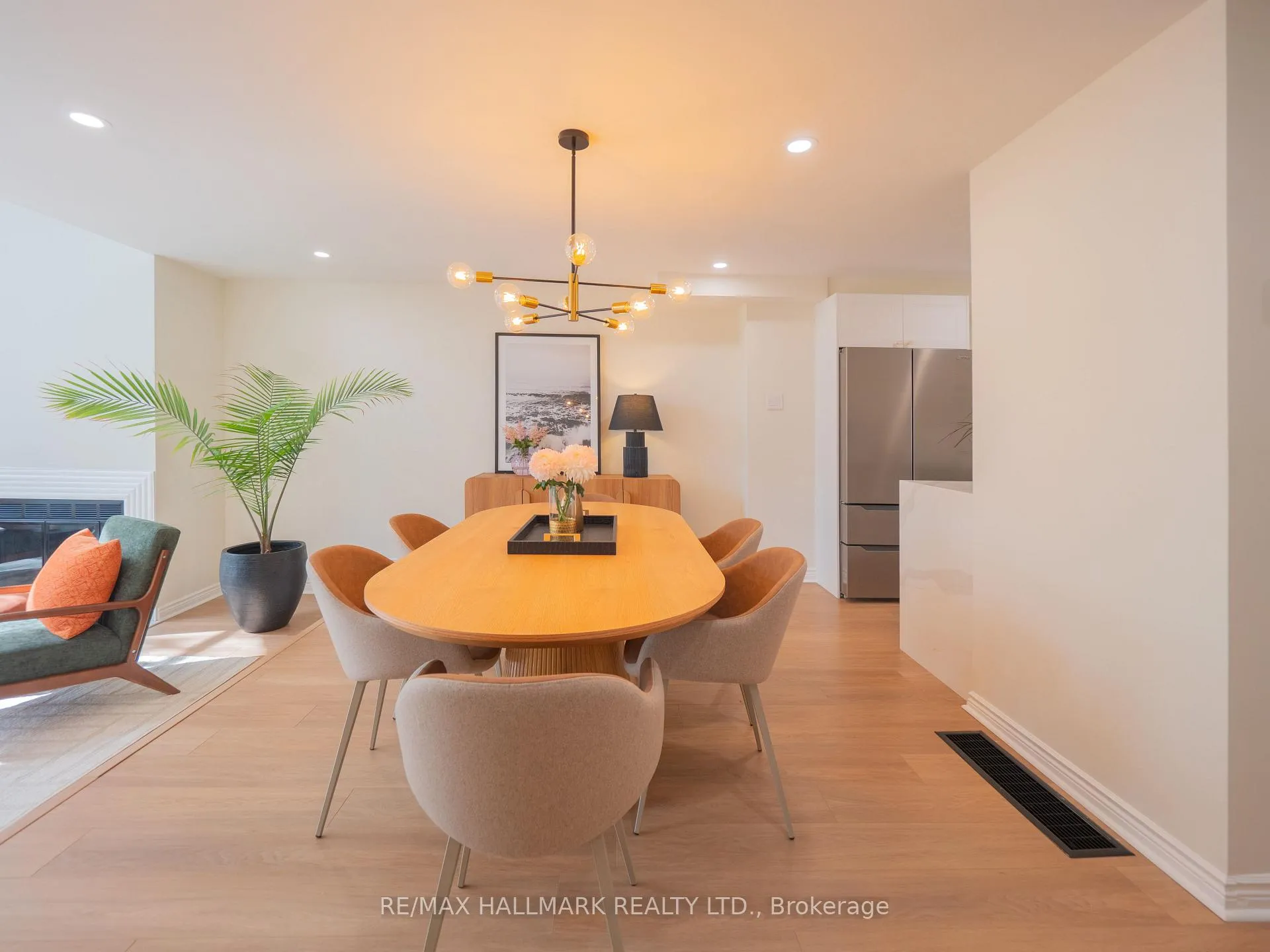 Photo 11 of Unit TH #2, 18 Doncrest Road, Toronto, Playter Estates-Danforth — HOMEH