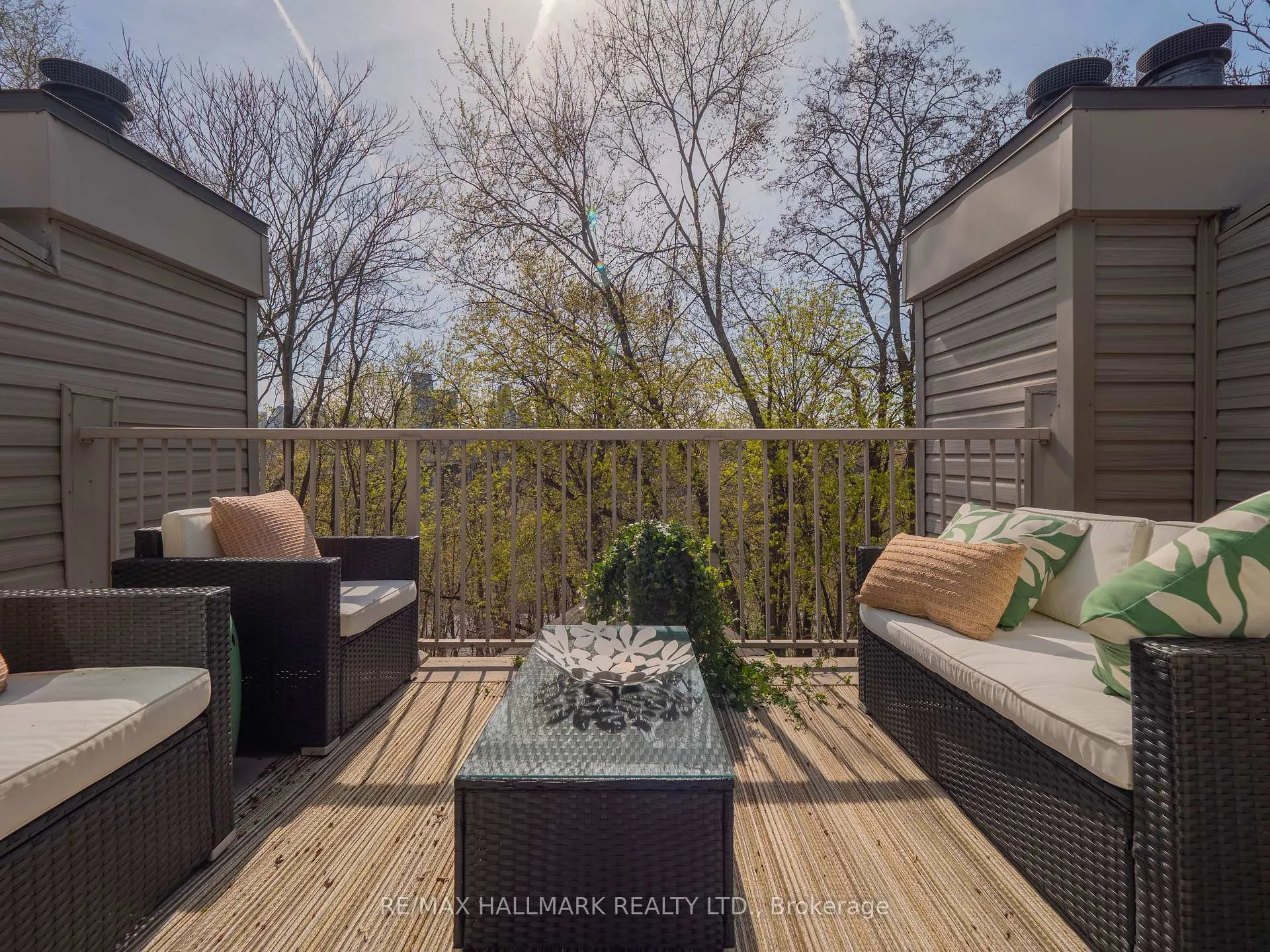 Photo 34 of Unit TH #2, 18 Doncrest Road, Toronto, Playter Estates-Danforth — HOMEH