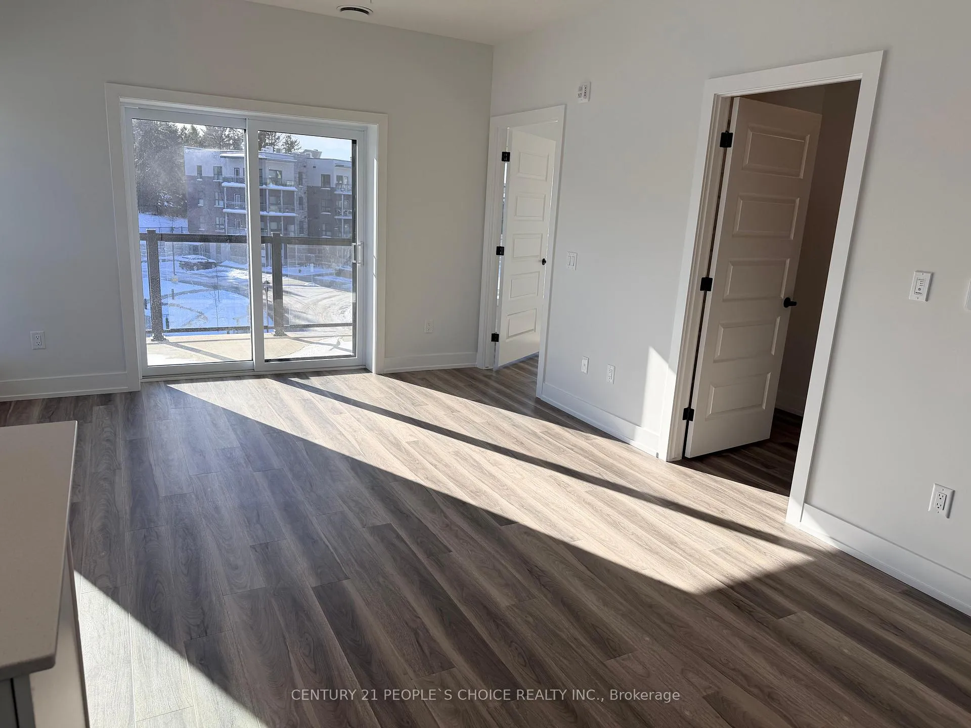 Photo 5 of Unit 418, 1100 Lackner Place, Kitchener — HOMEH