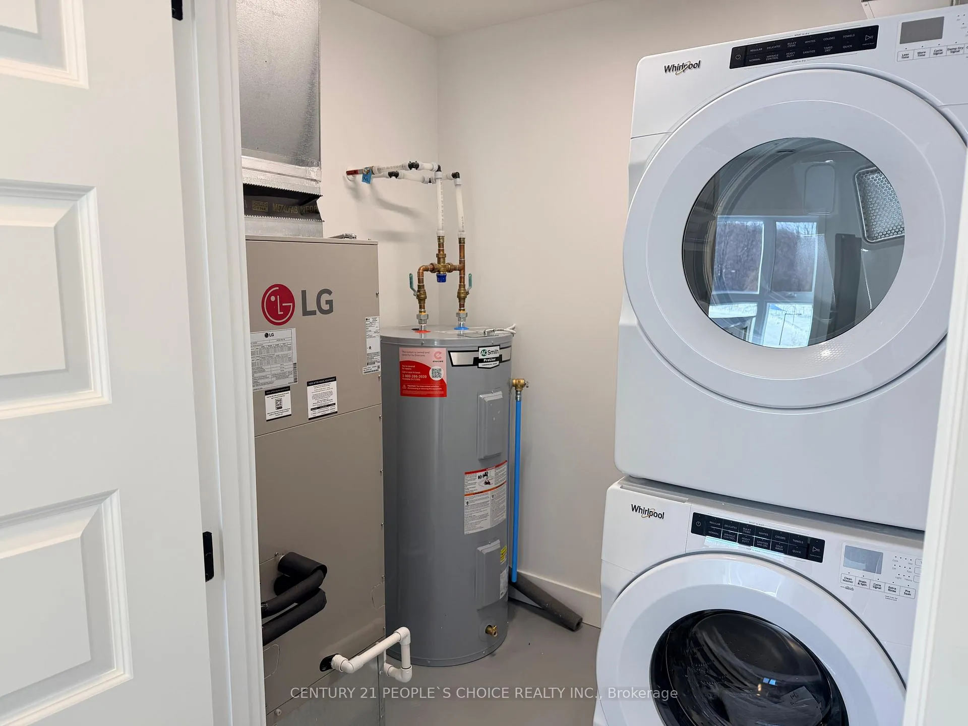 Photo 13 of Unit 418, 1100 Lackner Place, Kitchener — HOMEH