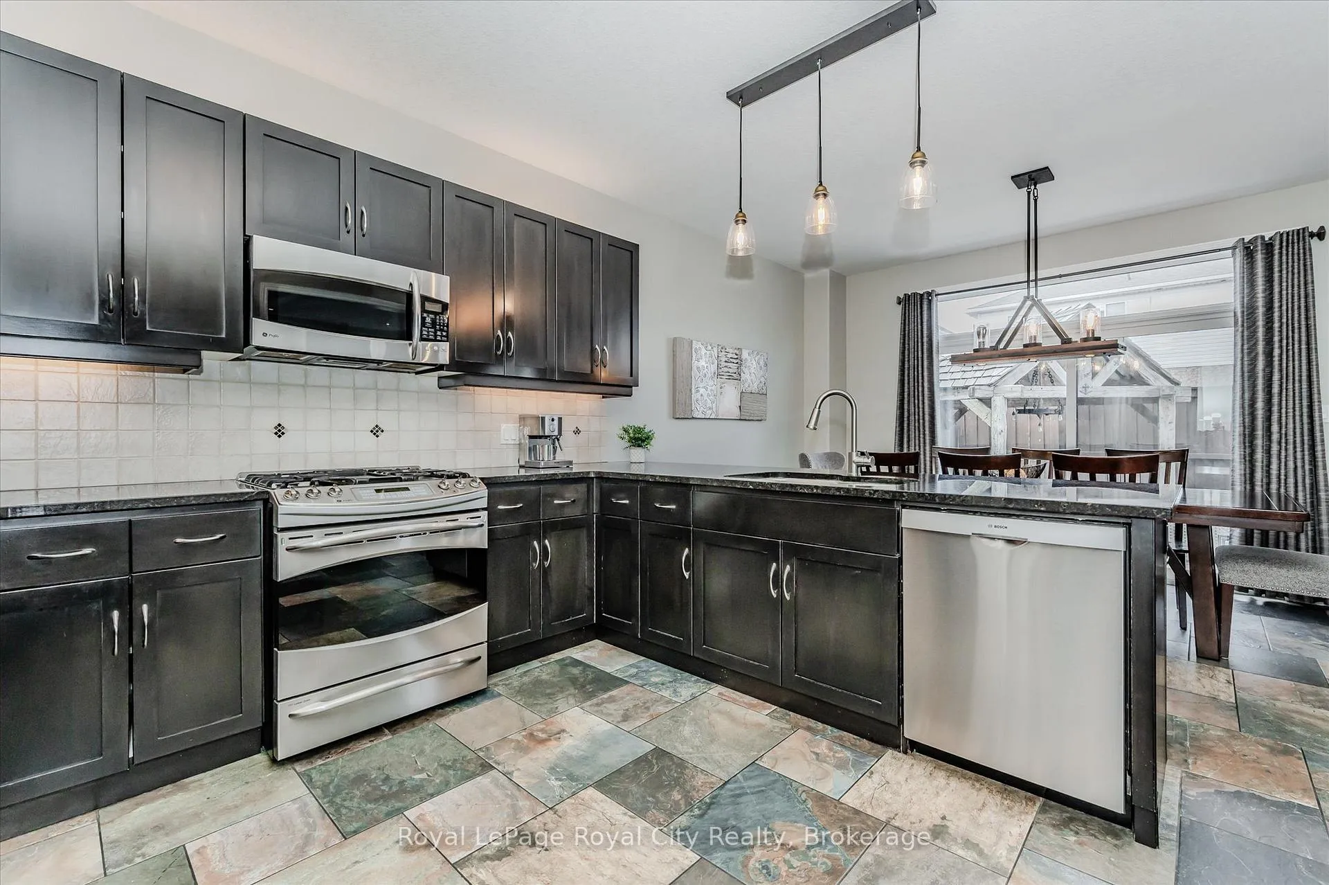 Photo 11 of 24 Popham Drive, Guelph, Grange Road — HOMEH