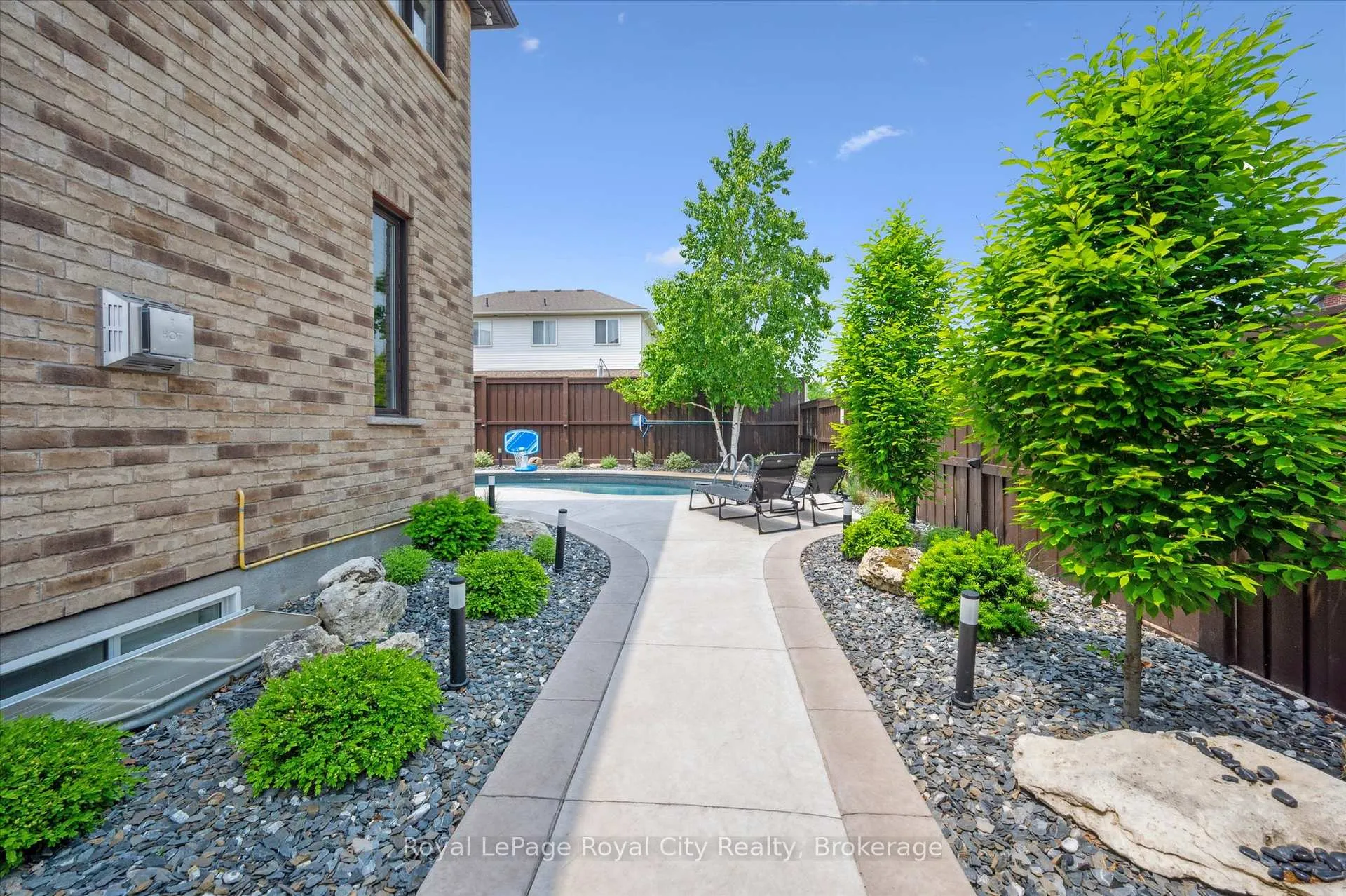 Photo 31 of 24 Popham Drive, Guelph, Grange Road — HOMEH