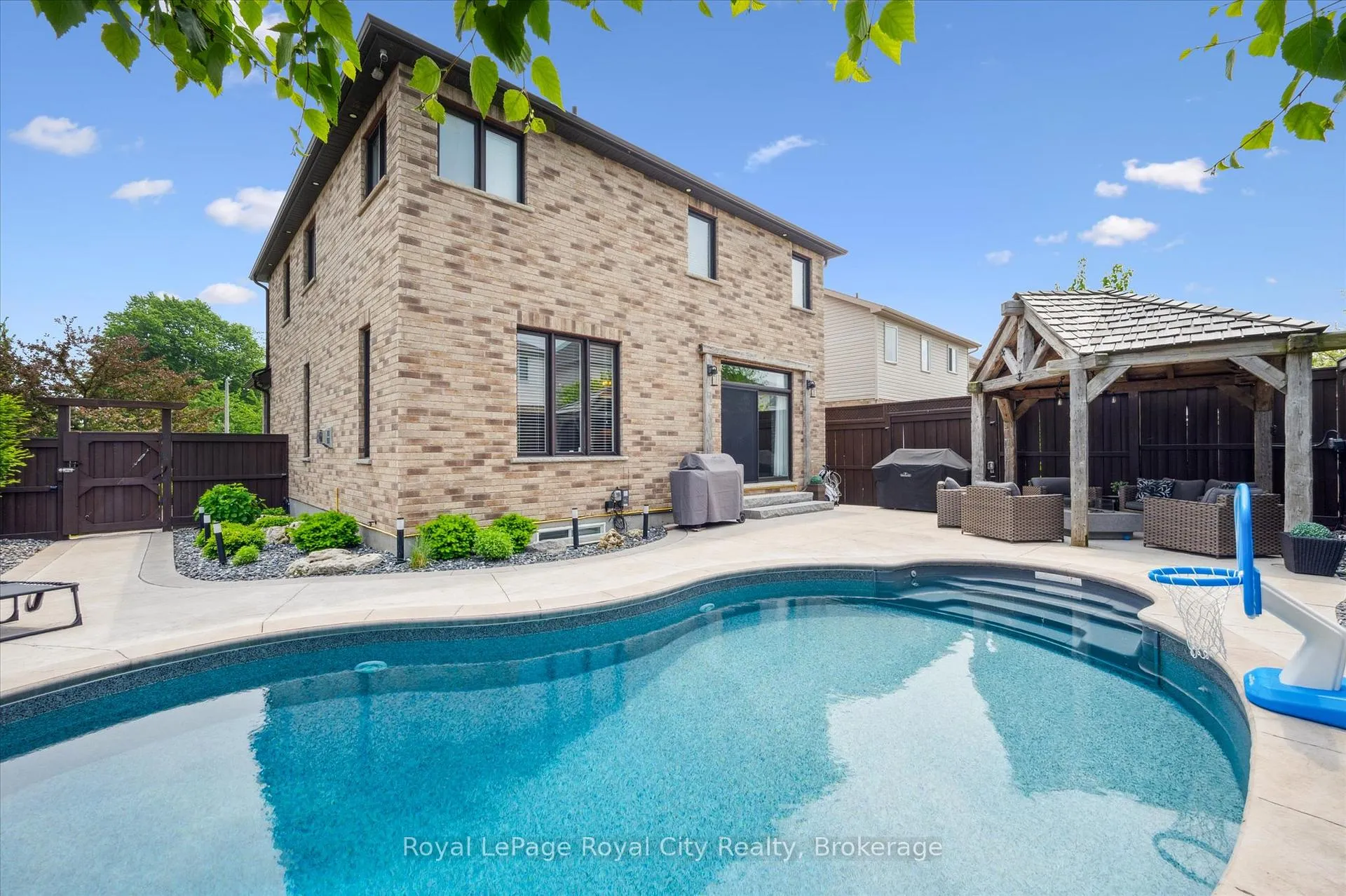 Photo 35 of 24 Popham Drive, Guelph, Grange Road — HOMEH