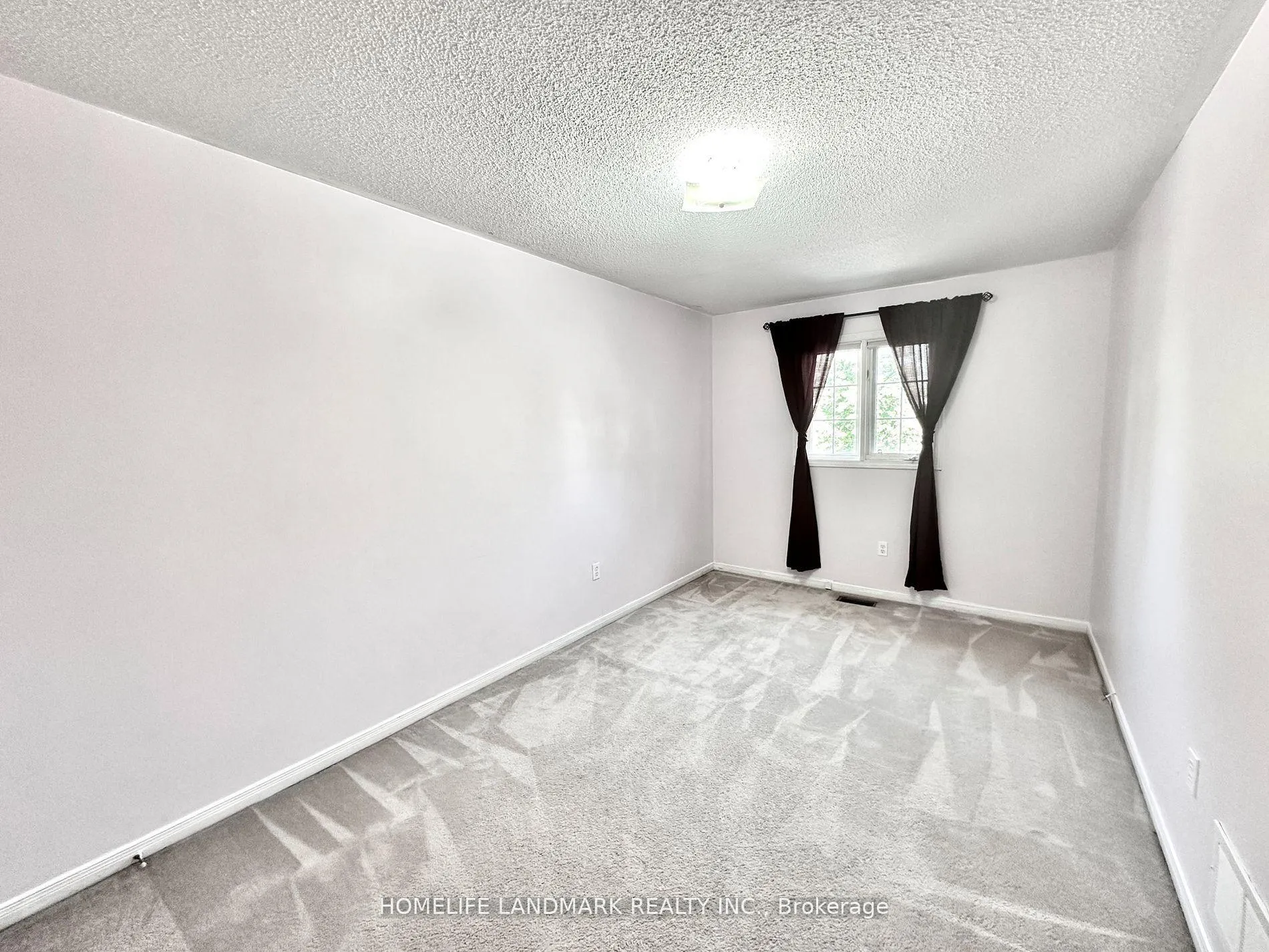Photo 11 of 191 Trail Ridge Lane, Markham, Berczy — HOMEH