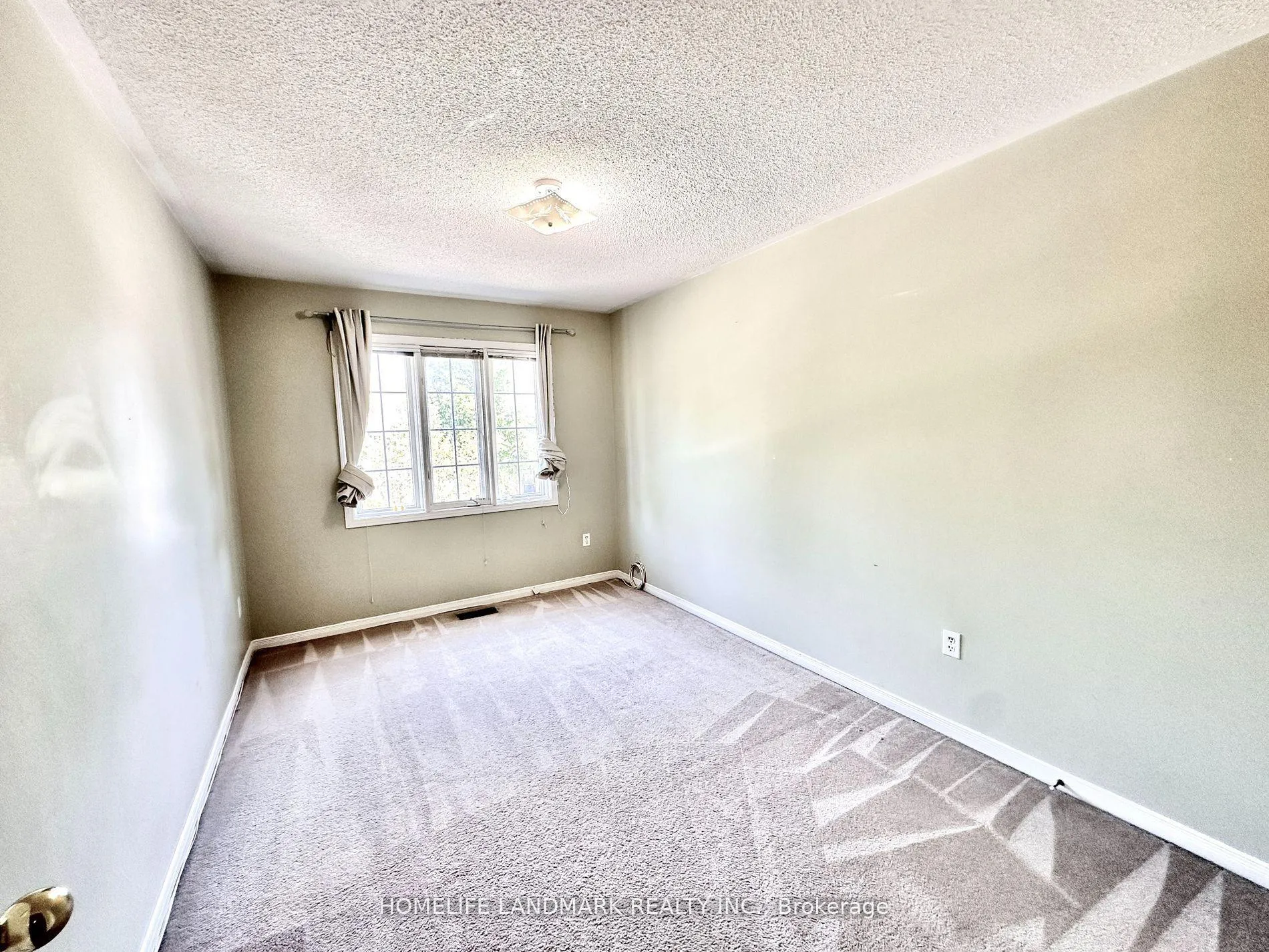 Photo 14 of 191 Trail Ridge Lane, Markham, Berczy — HOMEH