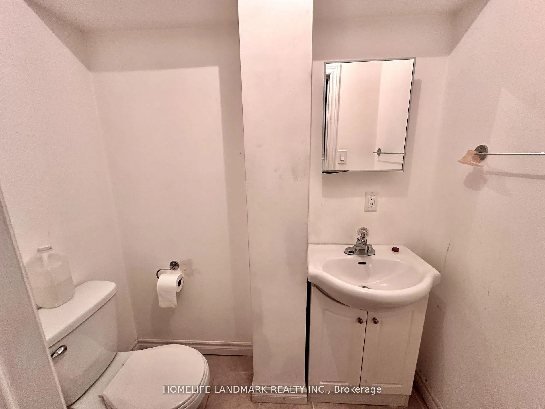 Photo 17 of 191 Trail Ridge Lane, Markham, Berczy — HOMEH