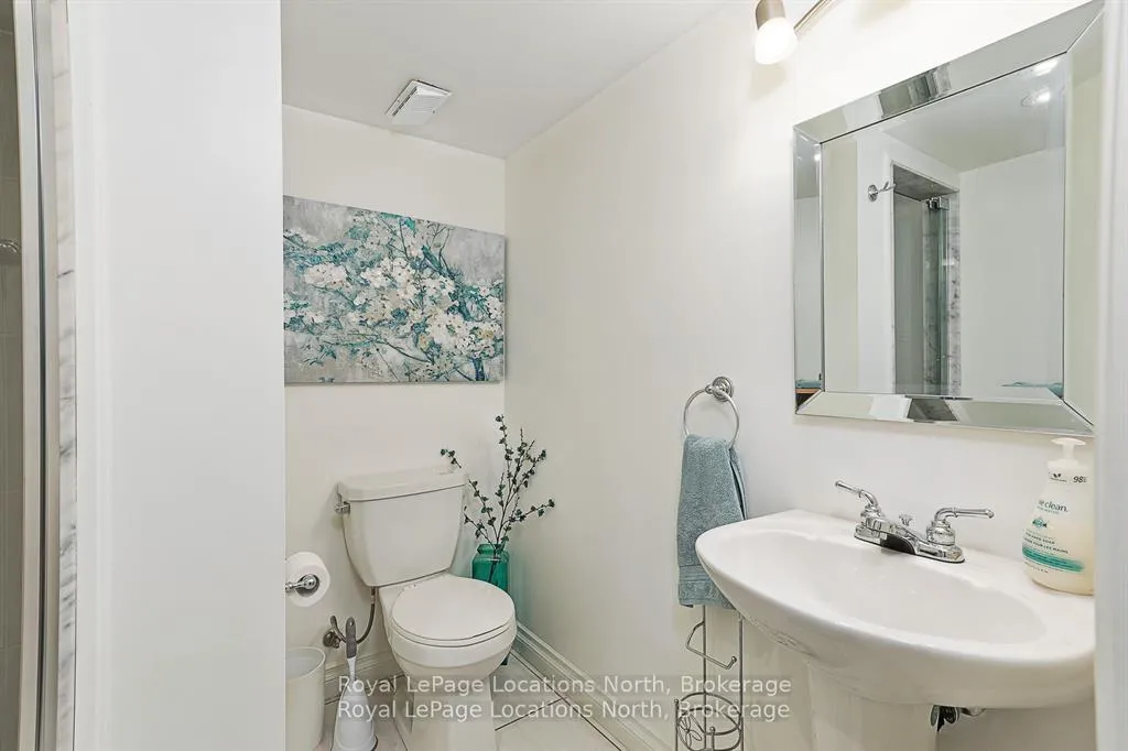 Photo 27 of 35 Sandy Coast Crescent, Wasaga Beach — HOMEH