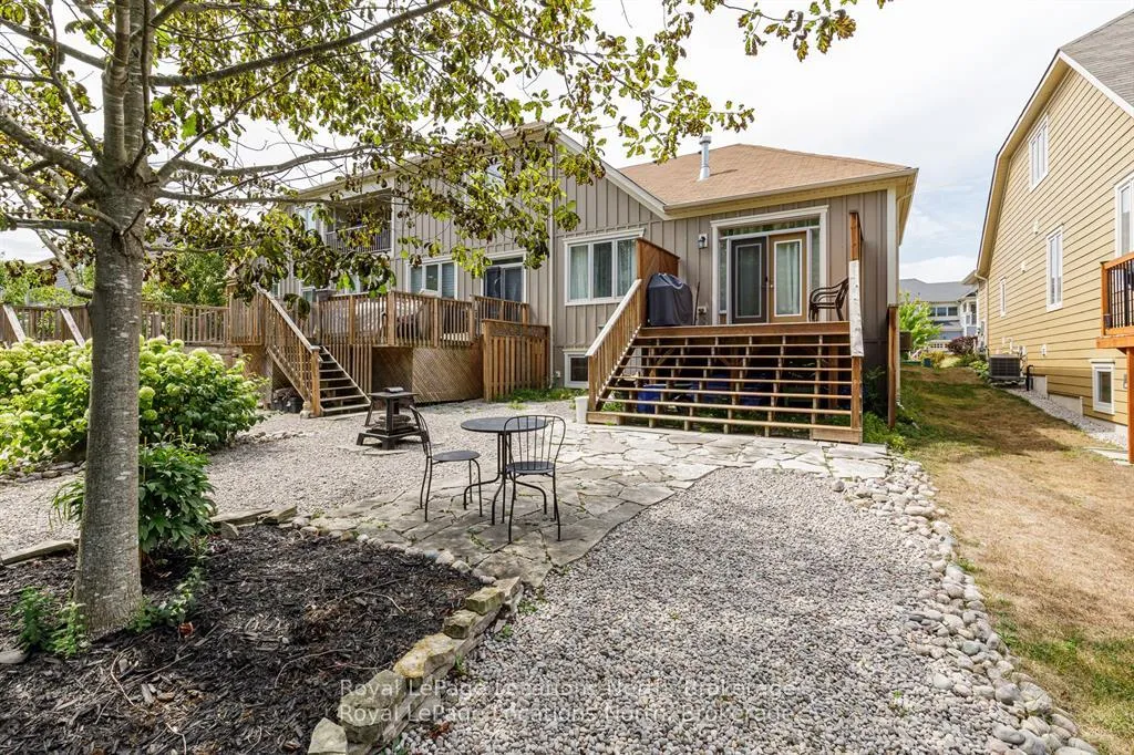 Photo 32 of 35 Sandy Coast Crescent, Wasaga Beach — HOMEH