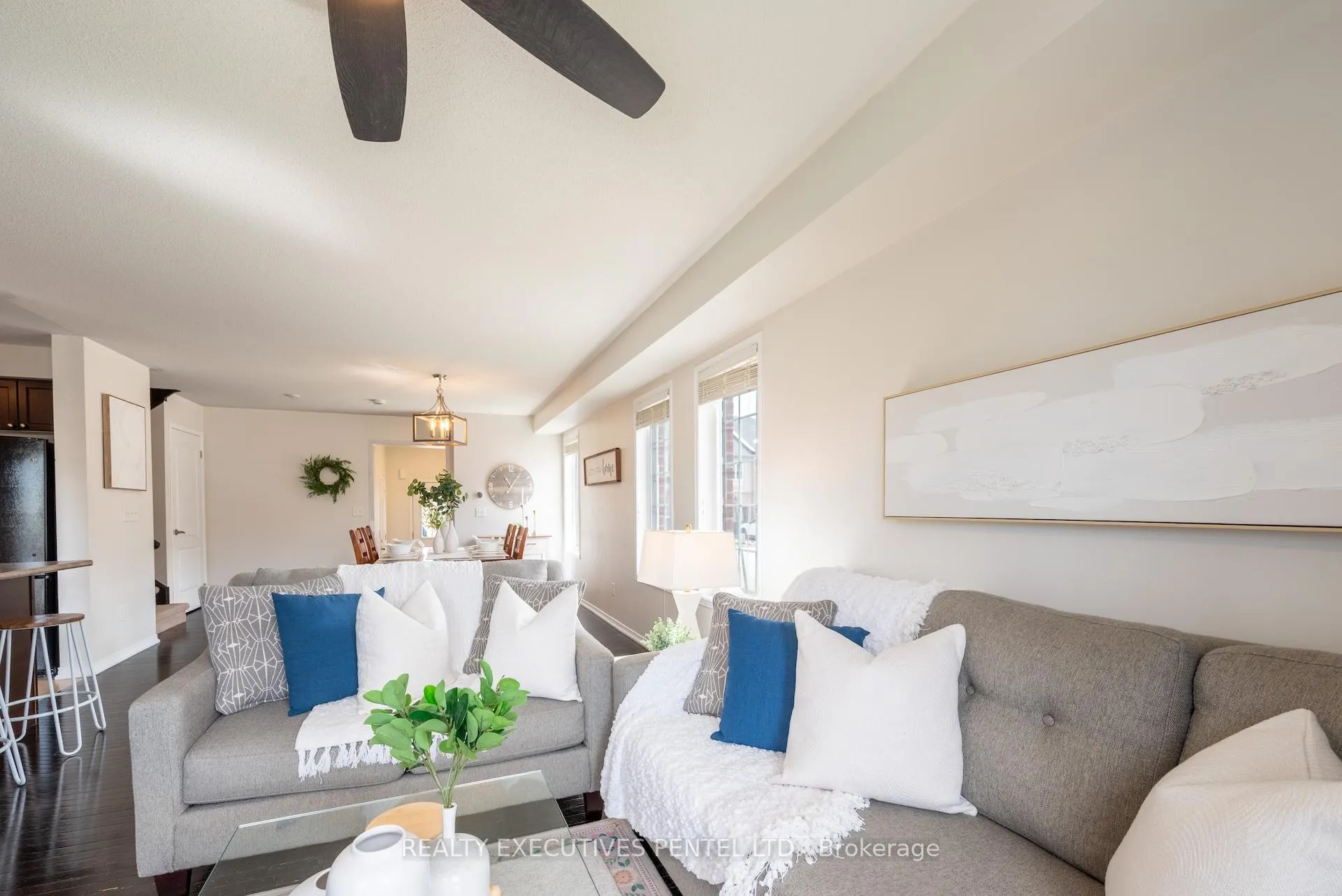 Photo 13 of 89 Lander Crescent, Clarington, Bowmanville — HOMEH