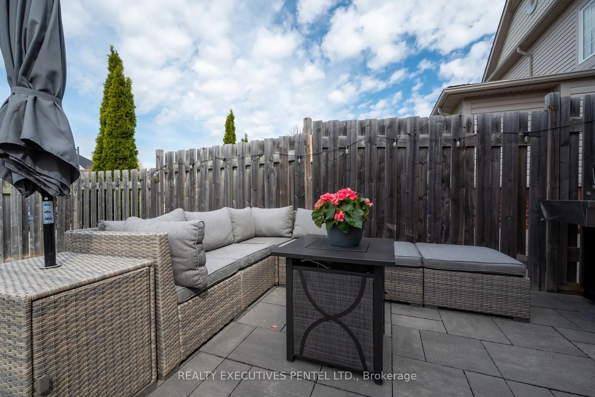 Photo 32 of 89 Lander Crescent, Clarington, Bowmanville — HOMEH