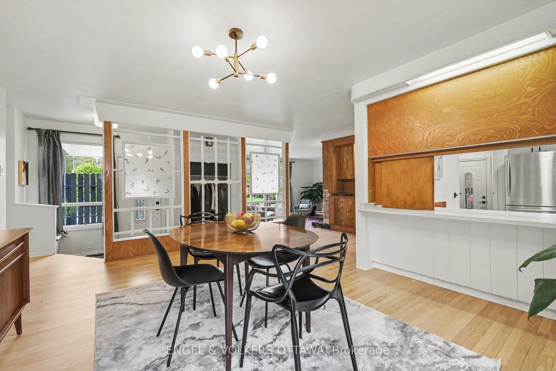 Photo 14 of 121 Grenfell Crescent, Ottawa, Grenfell Glen — HOMEH