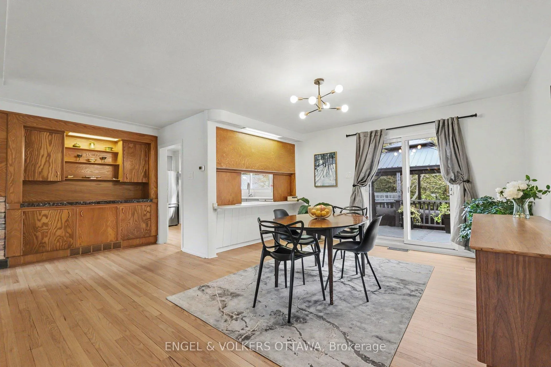 Photo 15 of 121 Grenfell Crescent, Ottawa, Grenfell Glen — HOMEH