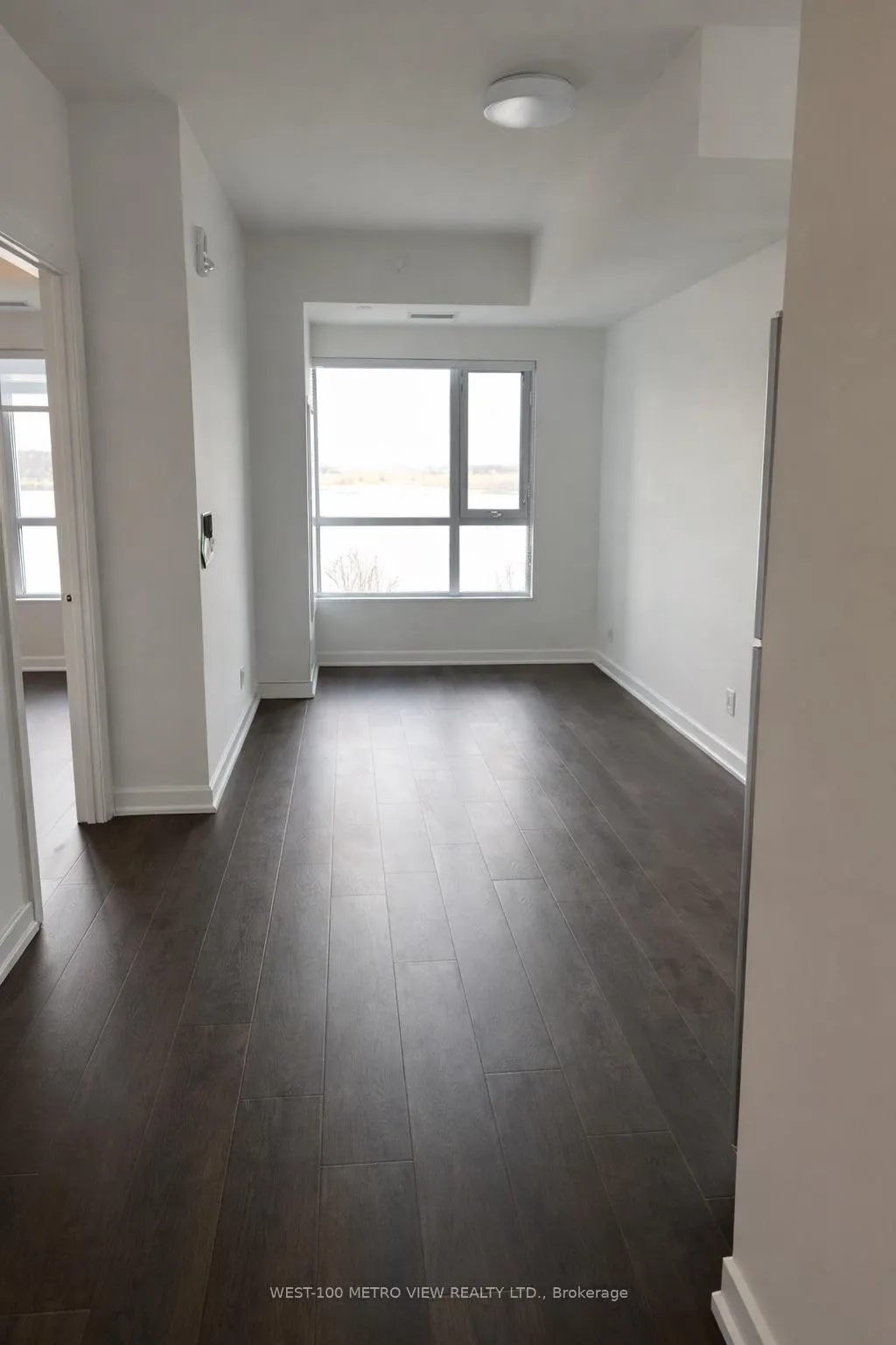 Photo 6 of Unit 709, 56 Lakeside Terrace, Barrie, Little Lake — HOMEH