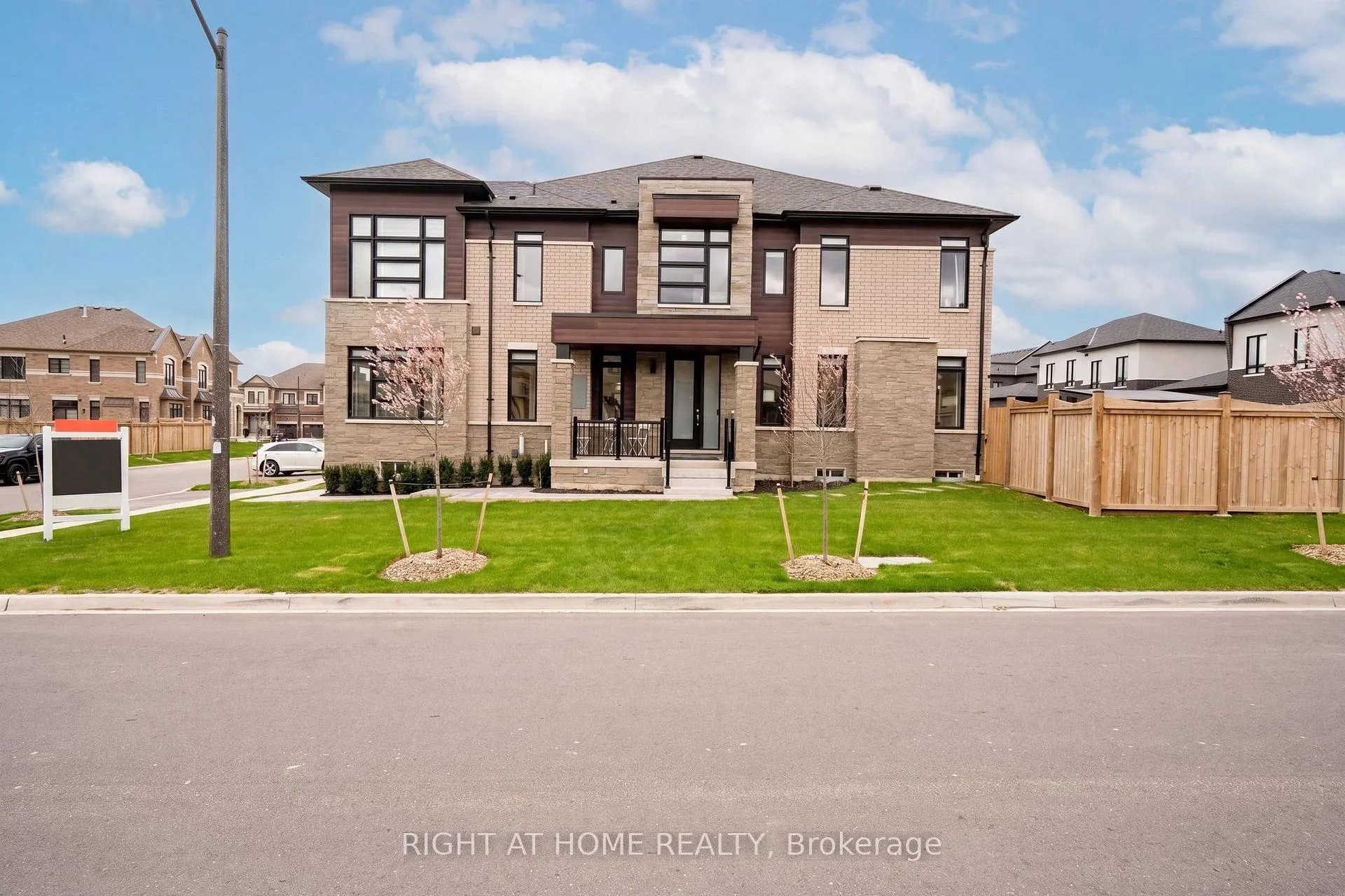 Photo 1 of 38 Van Wart Street, Whitby, Rural Whitby — HOMEH