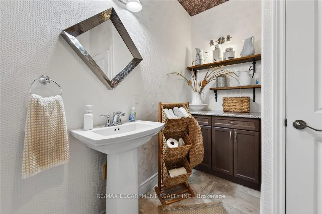 Photo 26 of Unit 7, 418 Nelson Street W, Norfolk, Port Dover — HOMEH