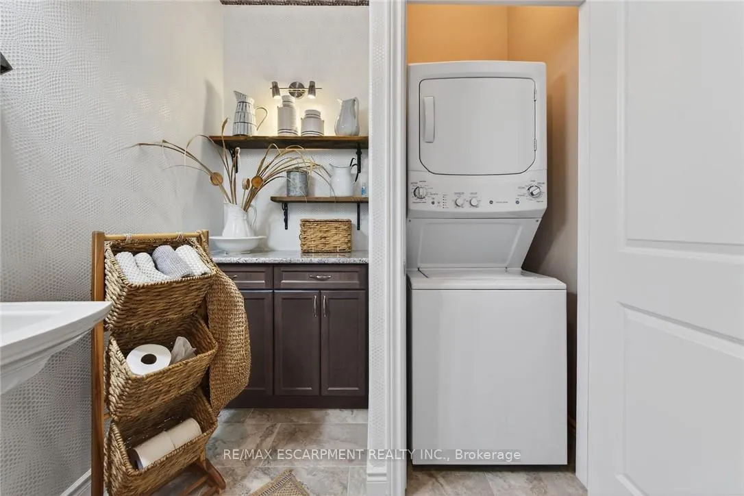 Photo 27 of Unit 7, 418 Nelson Street W, Norfolk, Port Dover — HOMEH