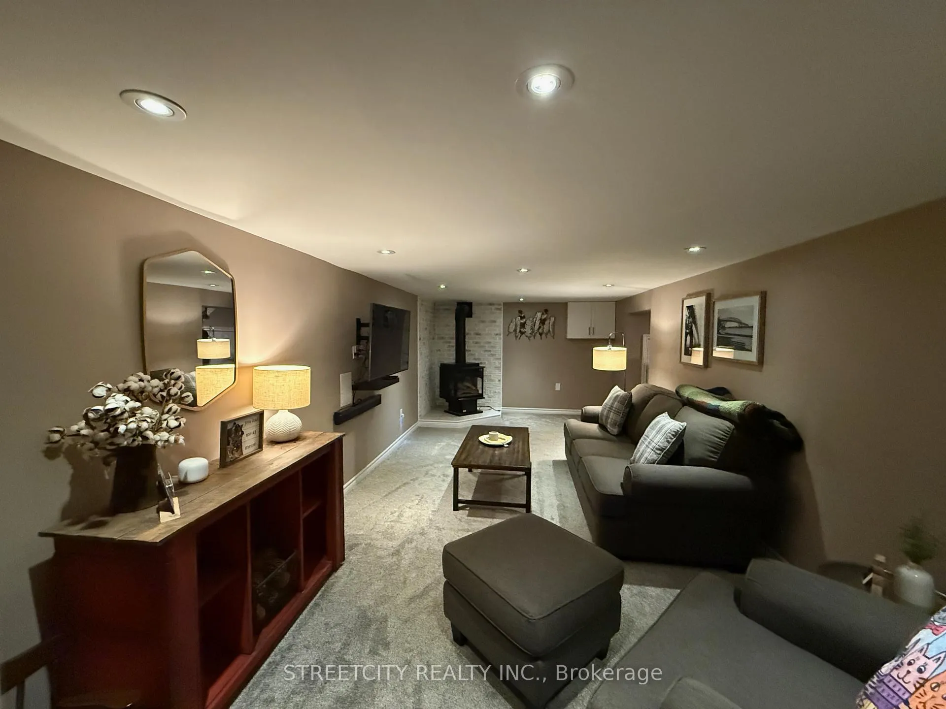 Photo 18 of 1320 Kim Street, Sarnia — HOMEH