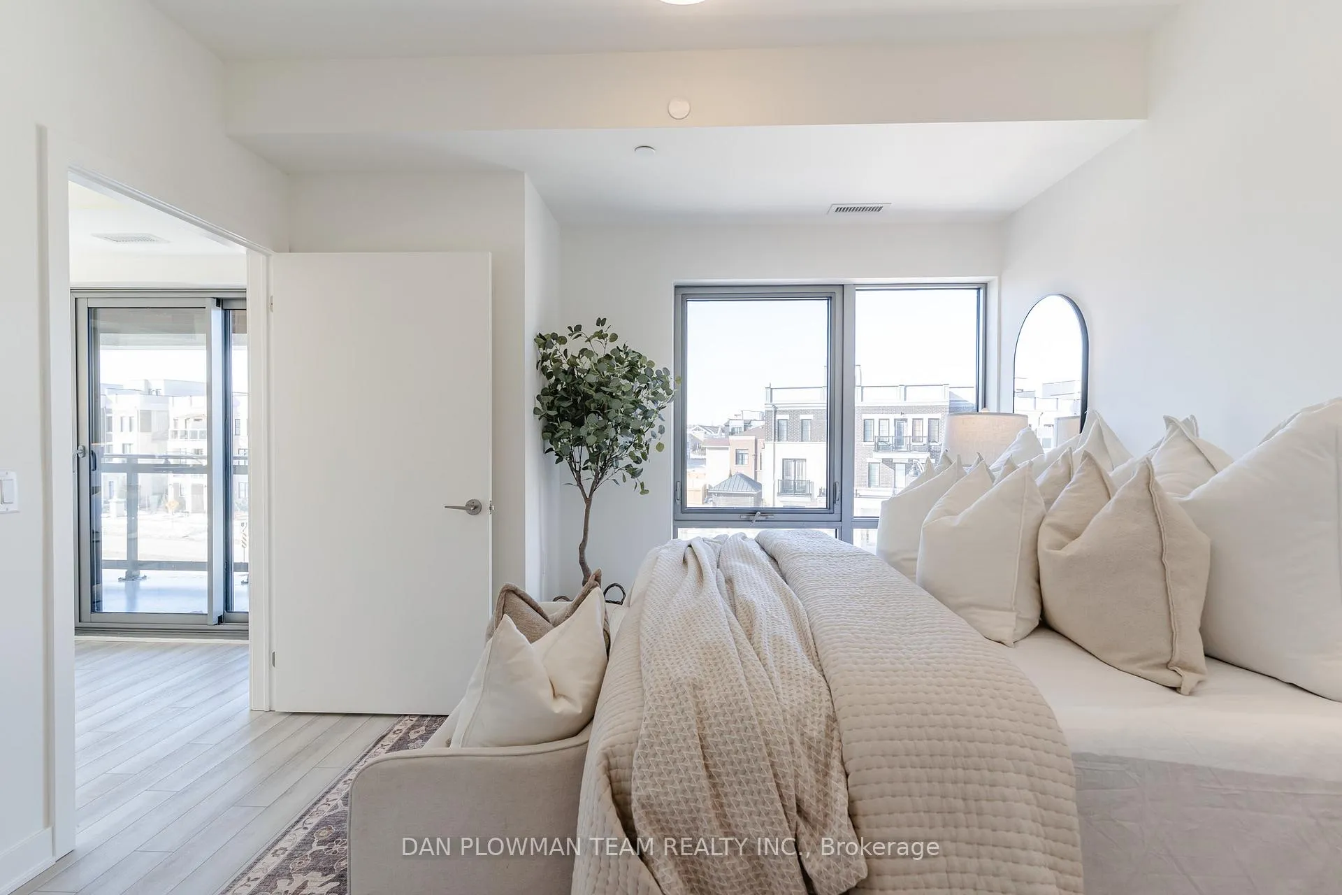 Photo 15 of Unit 321, 51 Clarington Boulevard, Clarington, Bowmanville — HOMEH