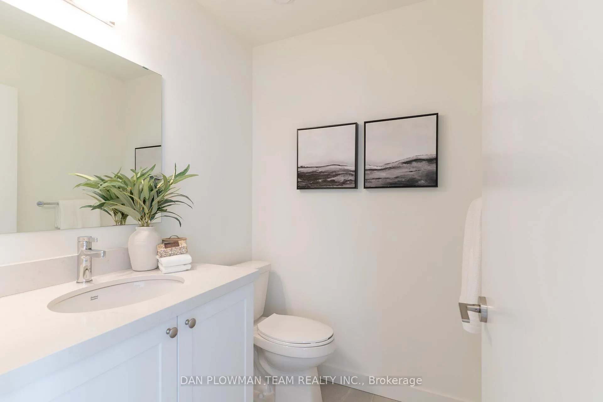 Photo 23 of Unit 321, 51 Clarington Boulevard, Clarington, Bowmanville — HOMEH