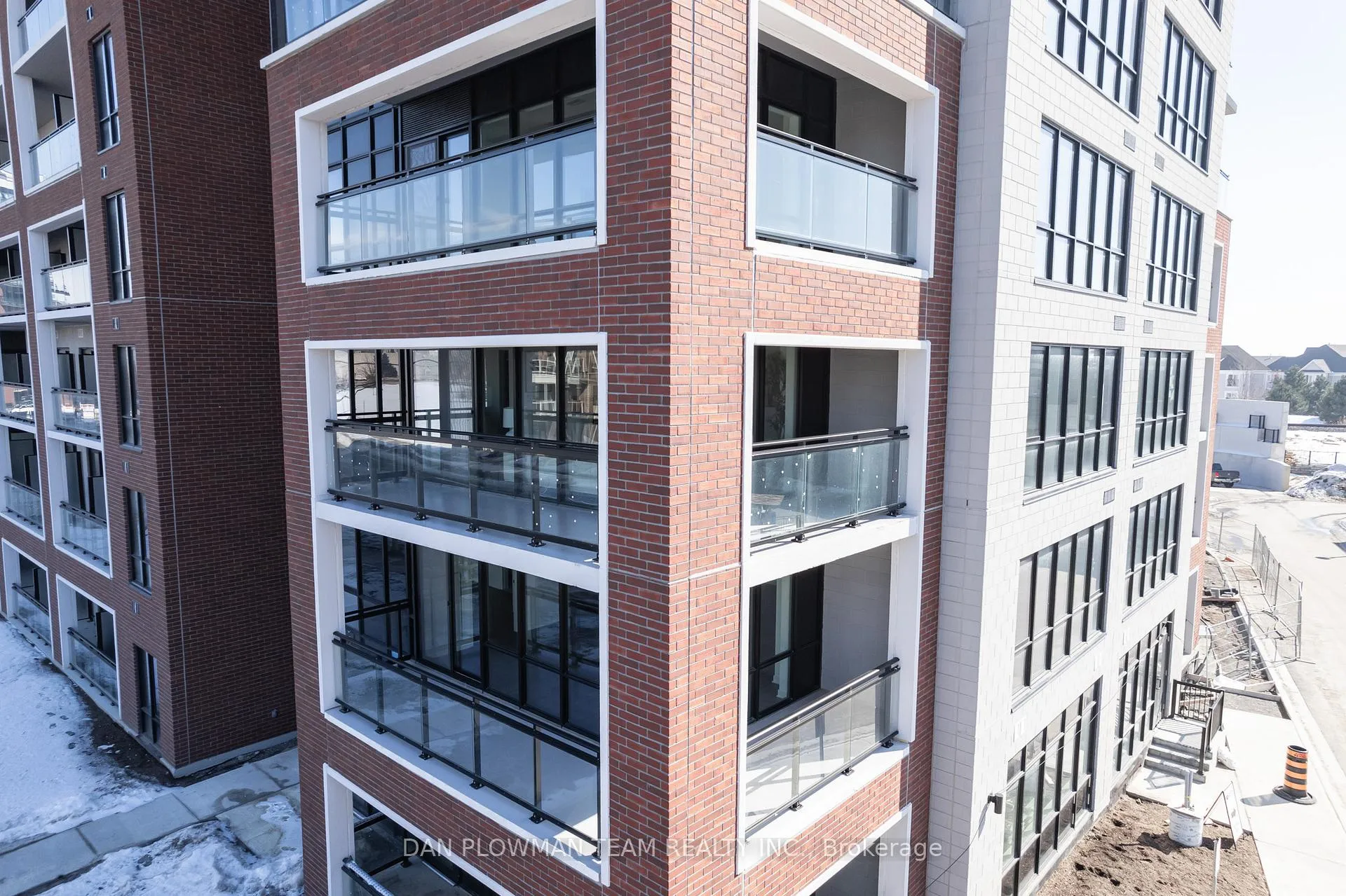 Photo 29 of Unit 321, 51 Clarington Boulevard, Clarington, Bowmanville — HOMEH