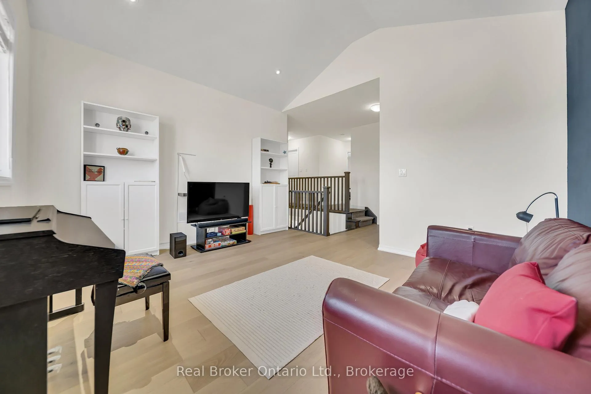 Photo 27 of 433 Twinleaf Street, Waterloo — HOMEH