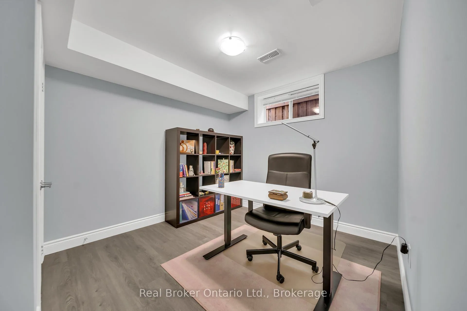 Photo 39 of 433 Twinleaf Street, Waterloo — HOMEH