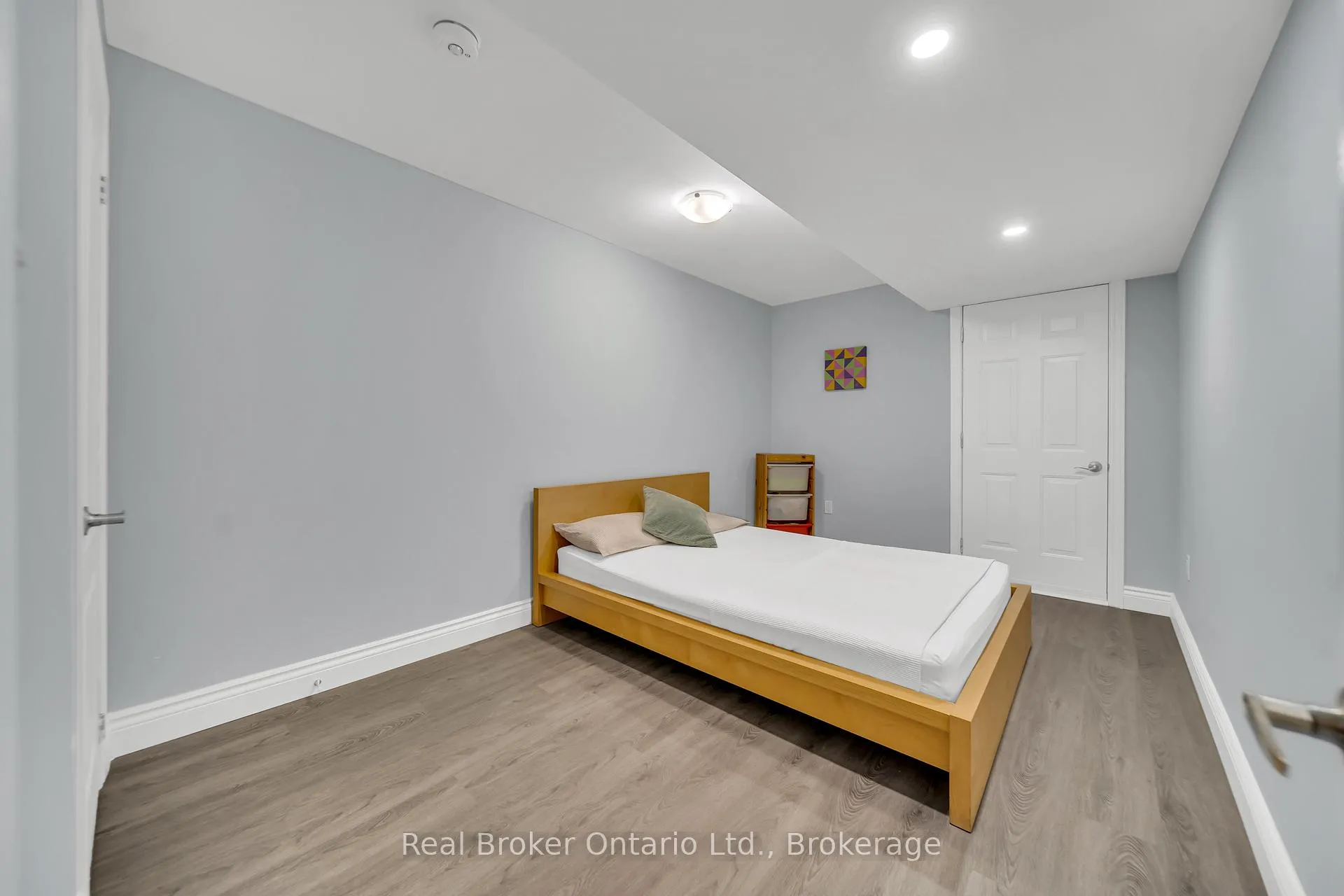 Photo 42 of 433 Twinleaf Street, Waterloo — HOMEH