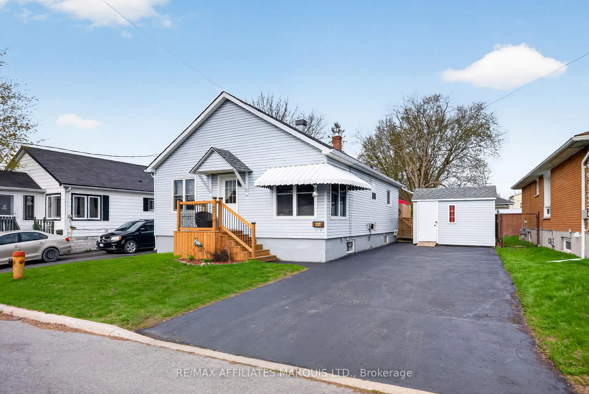 Photo 2 of 621 Grantwood Avenue, Cornwall — HOMEH