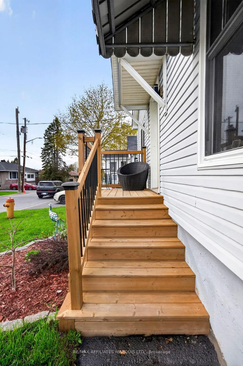 Photo 3 of 621 Grantwood Avenue, Cornwall — HOMEH
