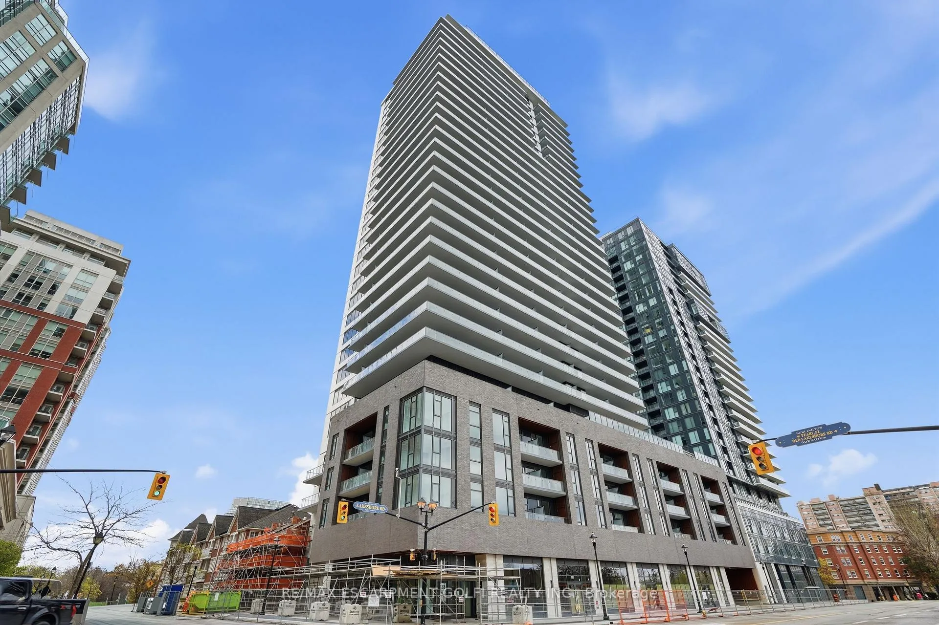 Photo 1 of Unit 1408, 2075 Lakeshore Road, Burlington, Brant — HOMEH