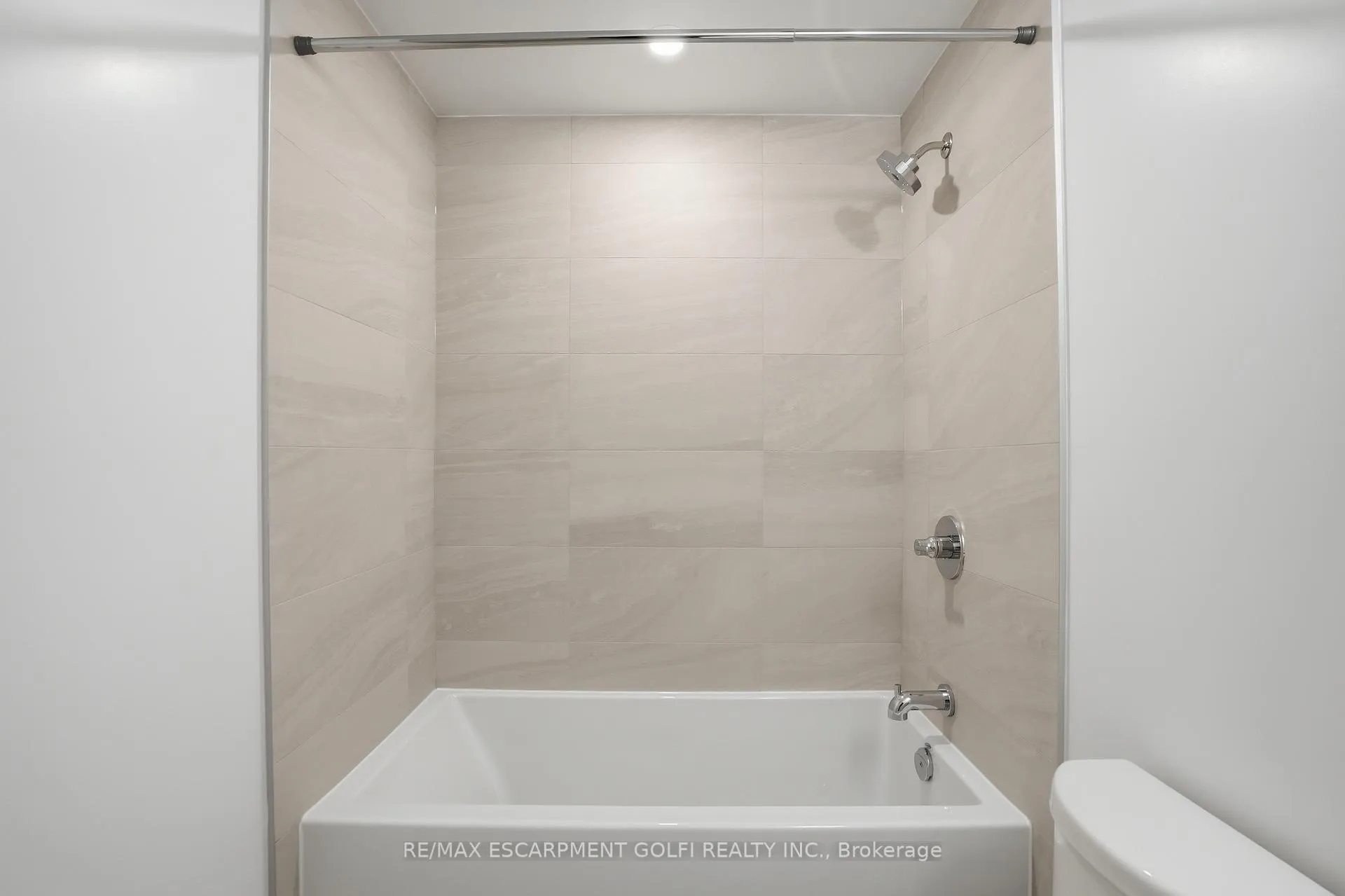 Photo 18 of Unit 1408, 2075 Lakeshore Road, Burlington, Brant — HOMEH