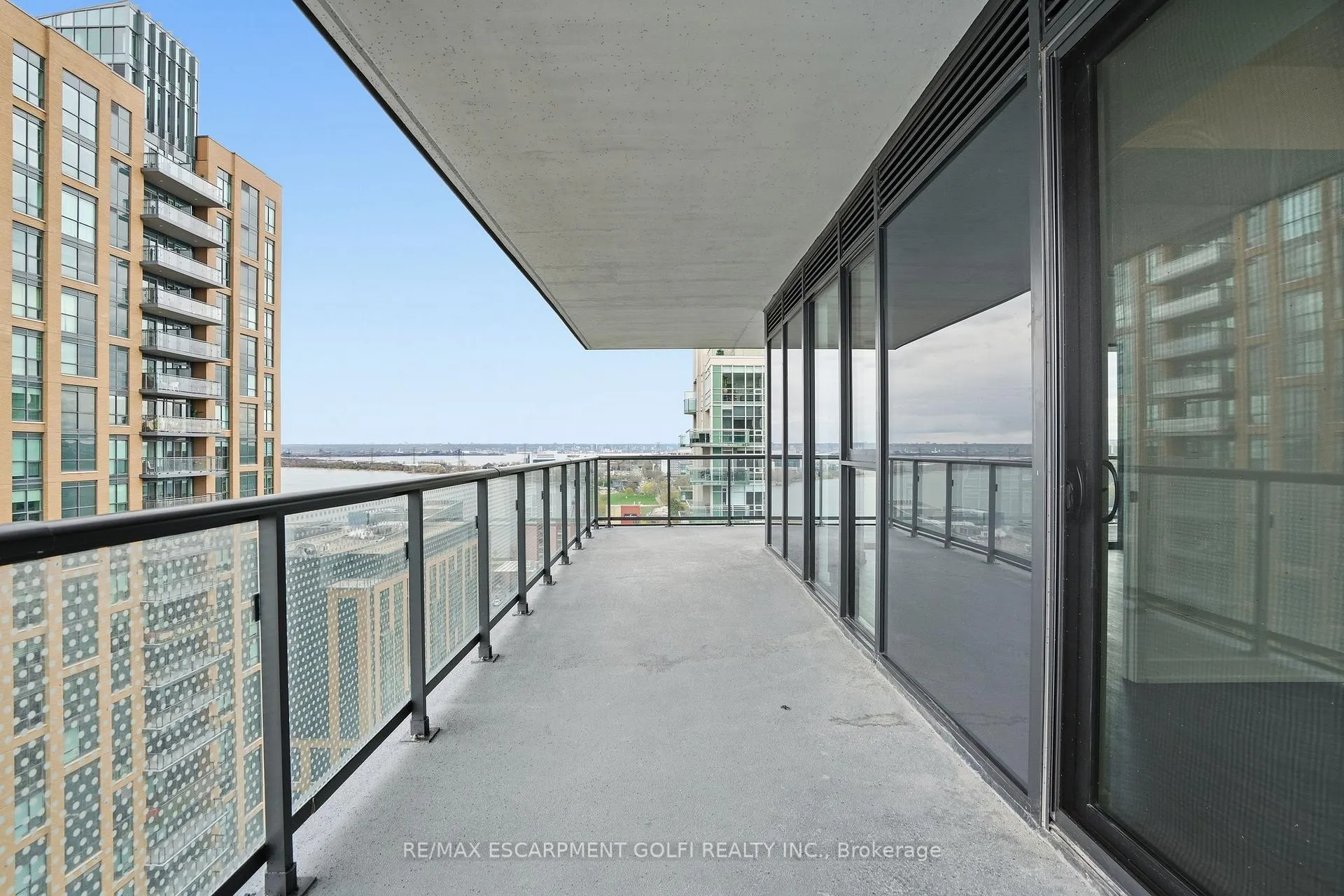 Photo 24 of Unit 1408, 2075 Lakeshore Road, Burlington, Brant — HOMEH