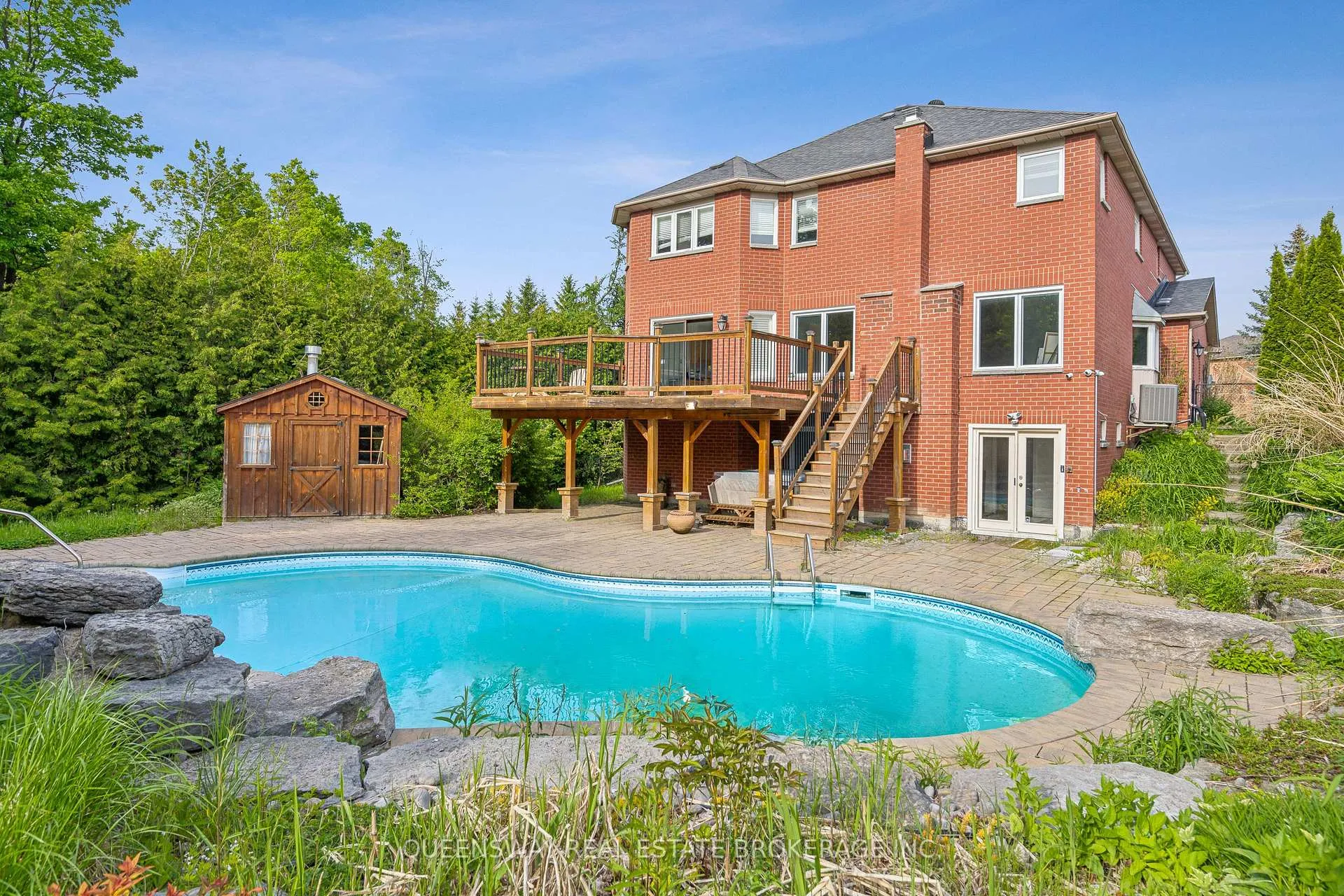 Photo 32 of 69 Cityview Circle, Barrie, Holly — HOMEH