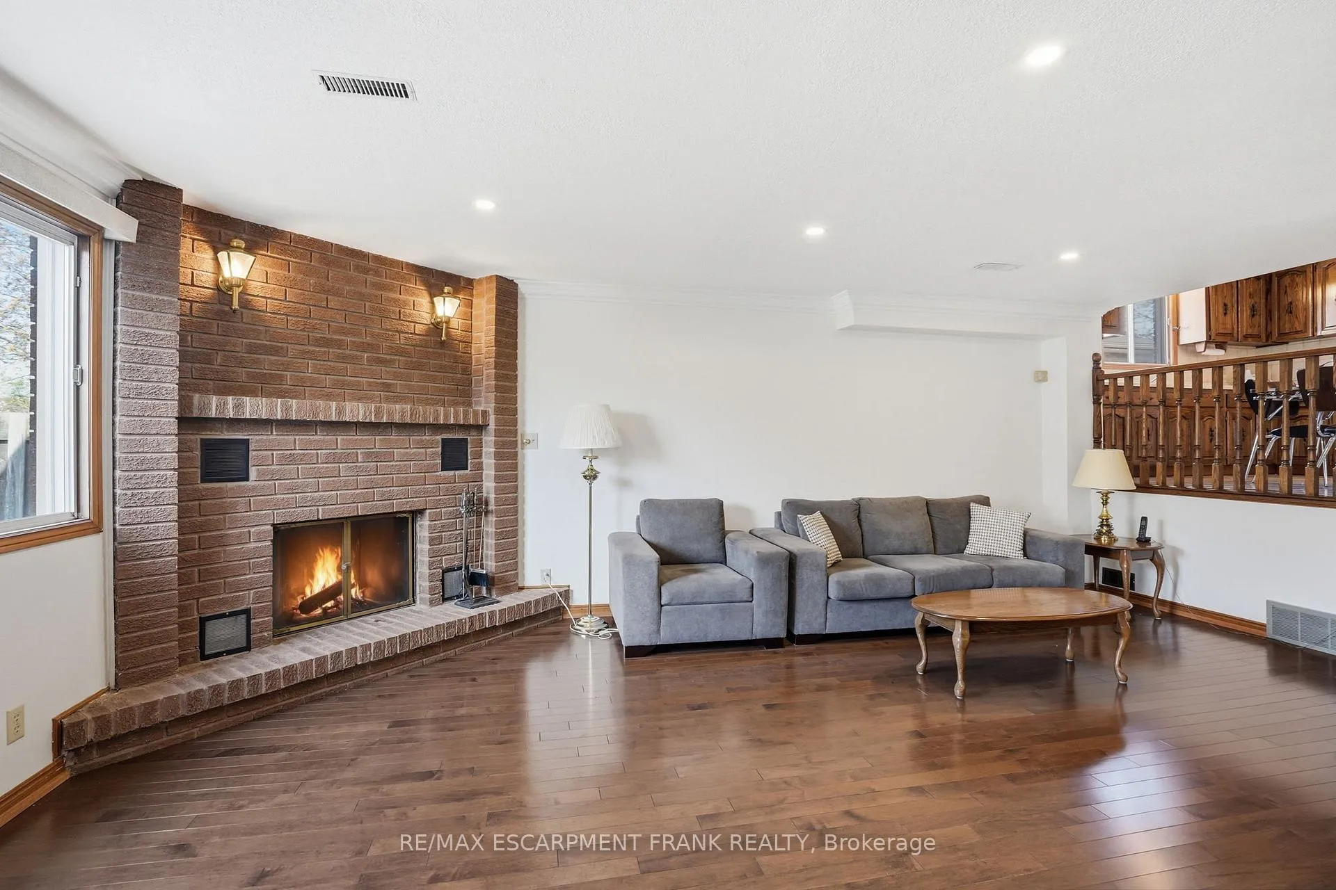 Photo 32 of 267 Greencedar Drive, Hamilton, Gurnett — HOMEH