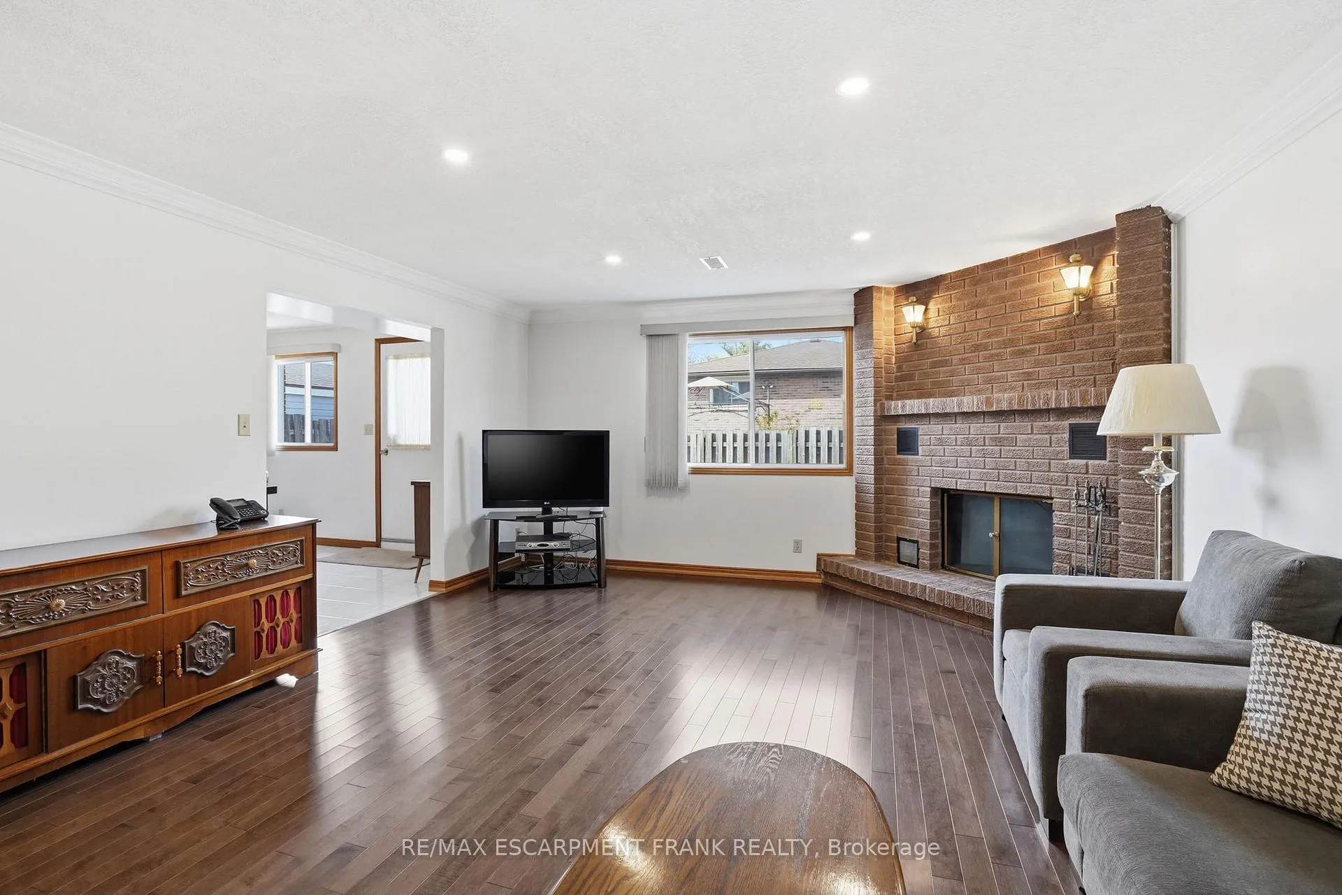 Photo 35 of 267 Greencedar Drive, Hamilton, Gurnett — HOMEH