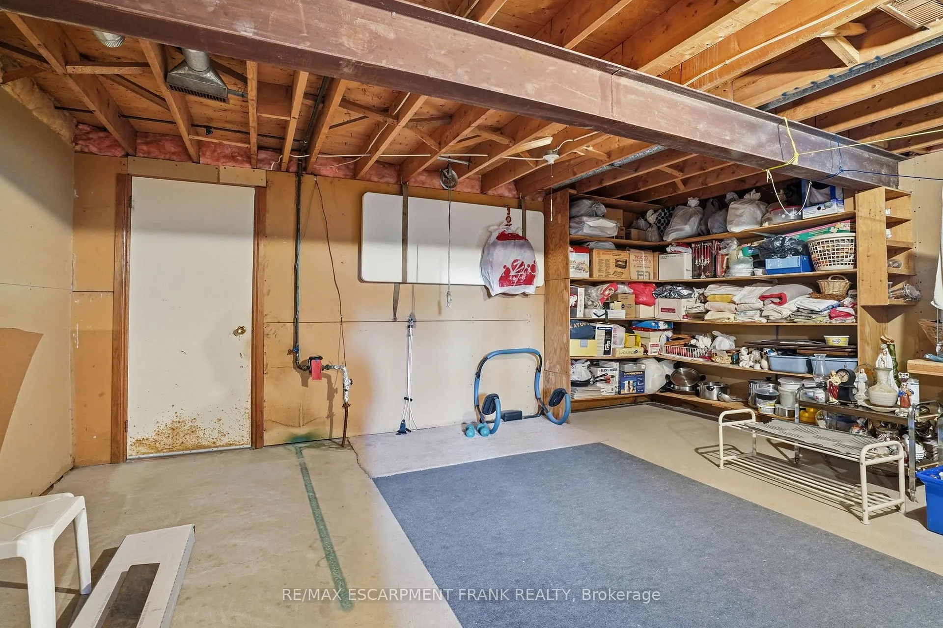 Photo 43 of 267 Greencedar Drive, Hamilton, Gurnett — HOMEH