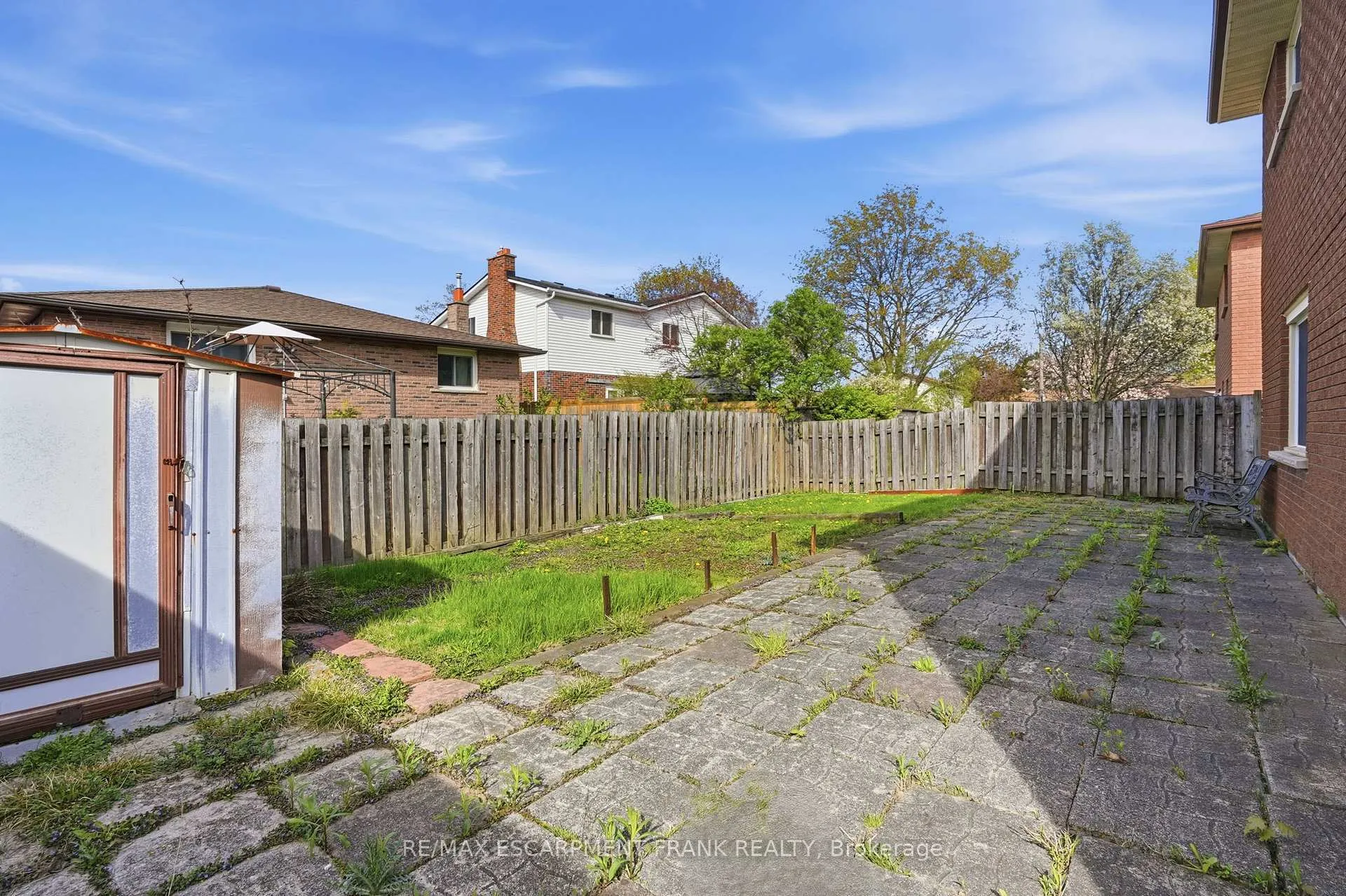 Photo 46 of 267 Greencedar Drive, Hamilton, Gurnett — HOMEH