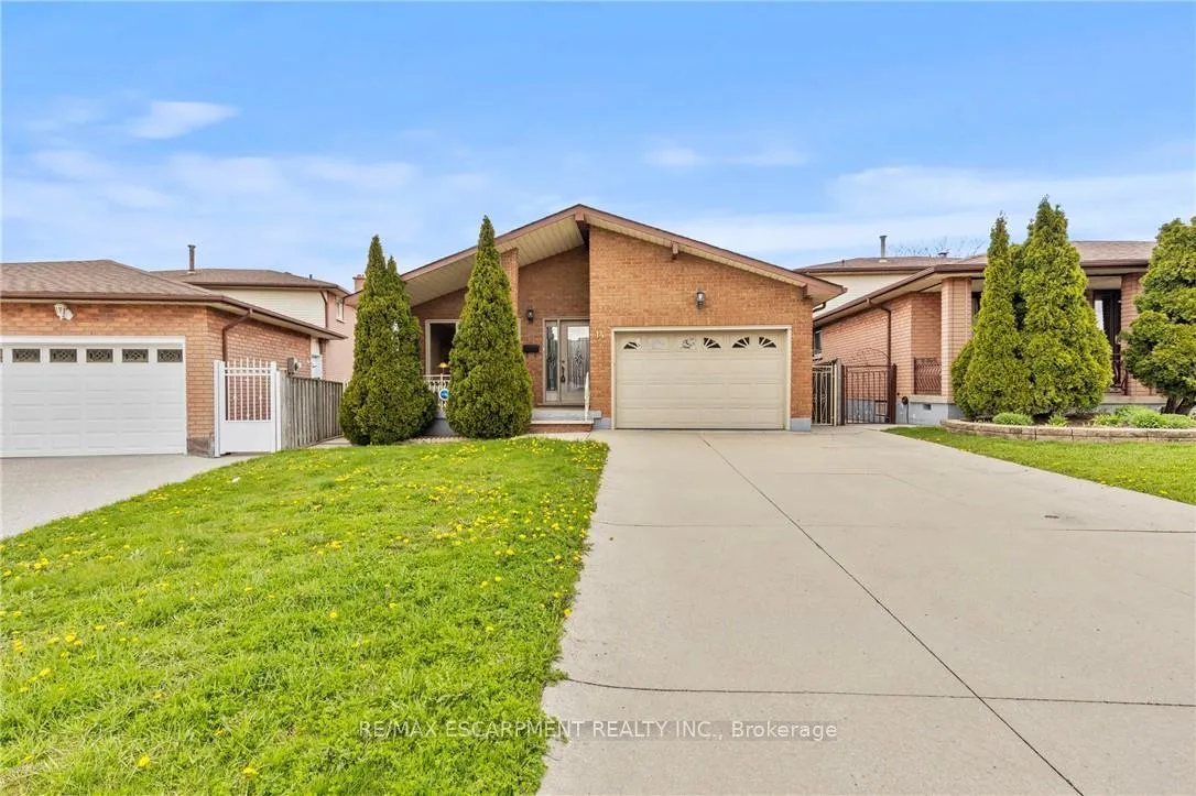 Photo 2 of 14 Indian Crescent, Hamilton, Burkholme — HOMEH