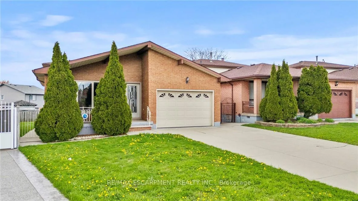 Photo 3 of 14 Indian Crescent, Hamilton, Burkholme — HOMEH