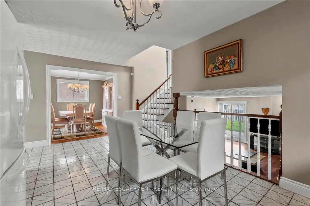 Photo 17 of 14 Indian Crescent, Hamilton, Burkholme — HOMEH