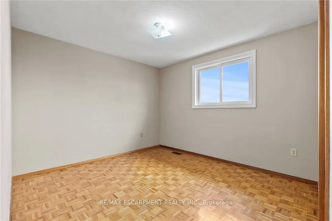 Photo 21 of 14 Indian Crescent, Hamilton, Burkholme — HOMEH