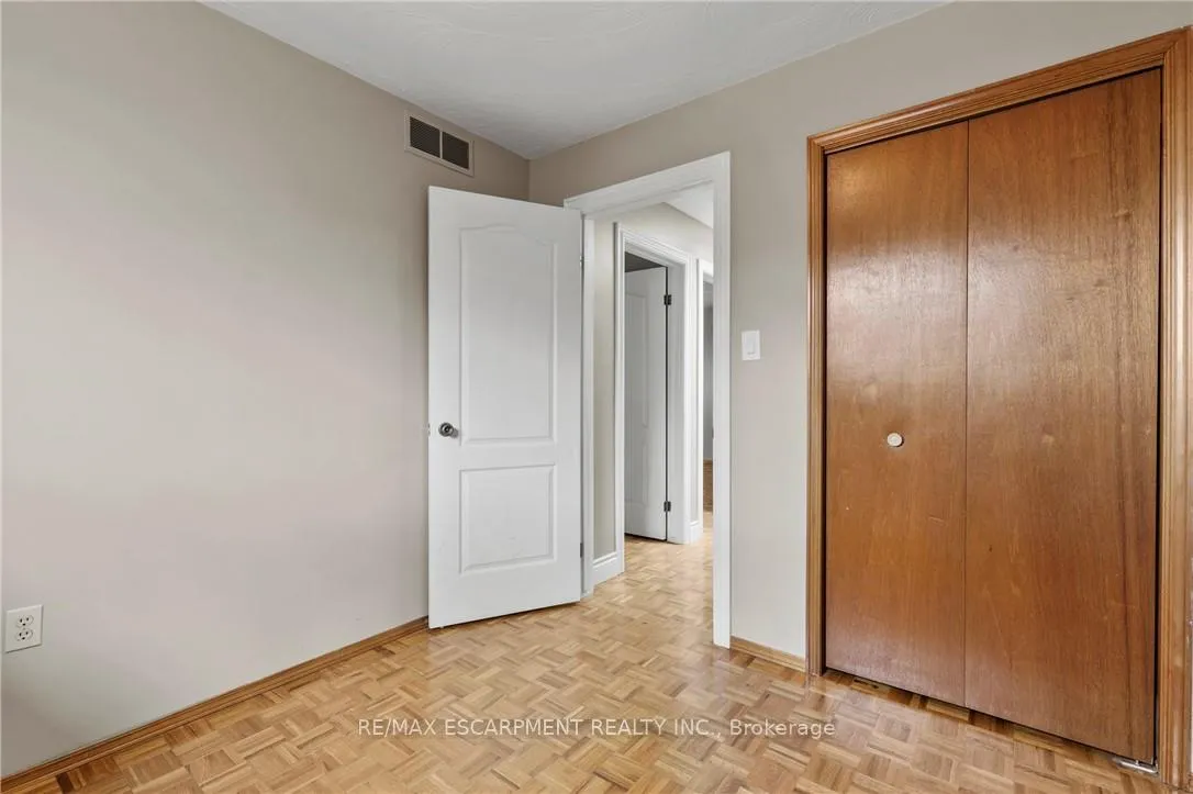 Photo 24 of 14 Indian Crescent, Hamilton, Burkholme — HOMEH