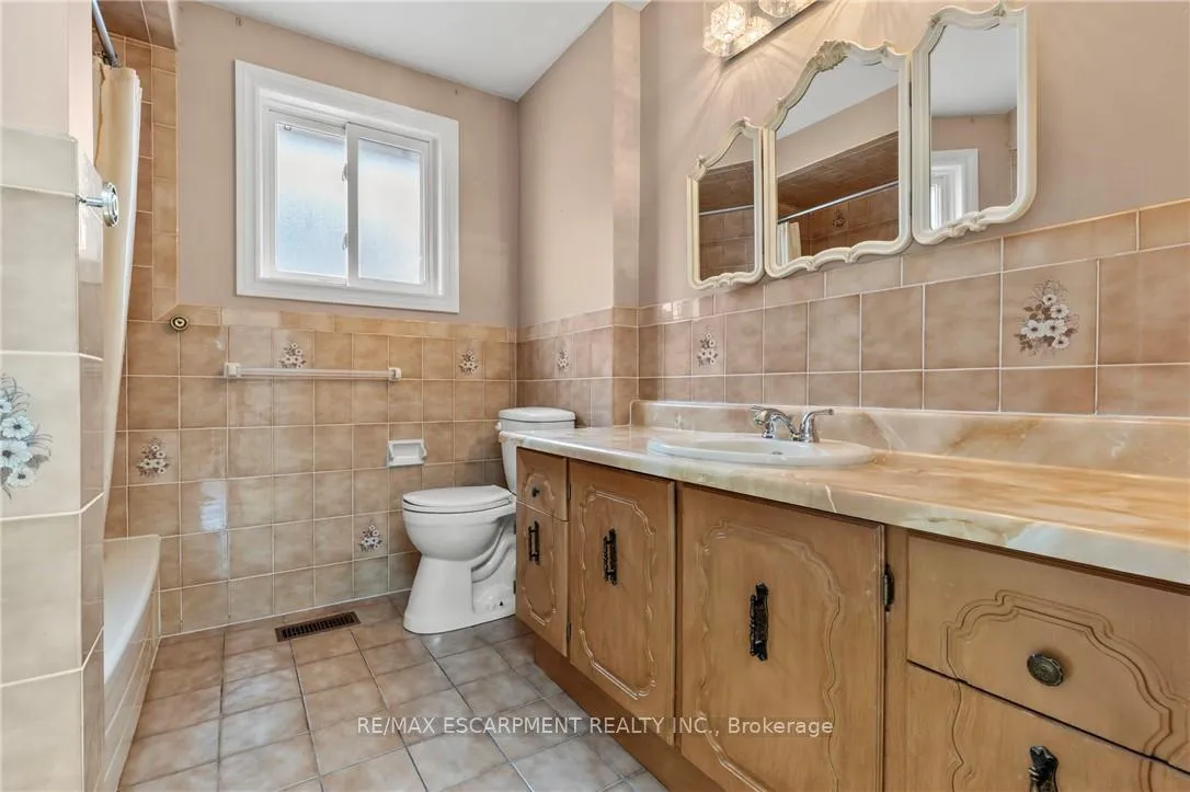 Photo 25 of 14 Indian Crescent, Hamilton, Burkholme — HOMEH