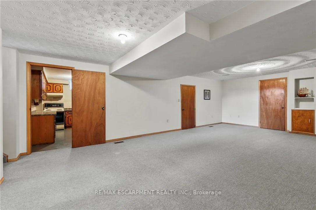 Photo 36 of 14 Indian Crescent, Hamilton, Burkholme — HOMEH