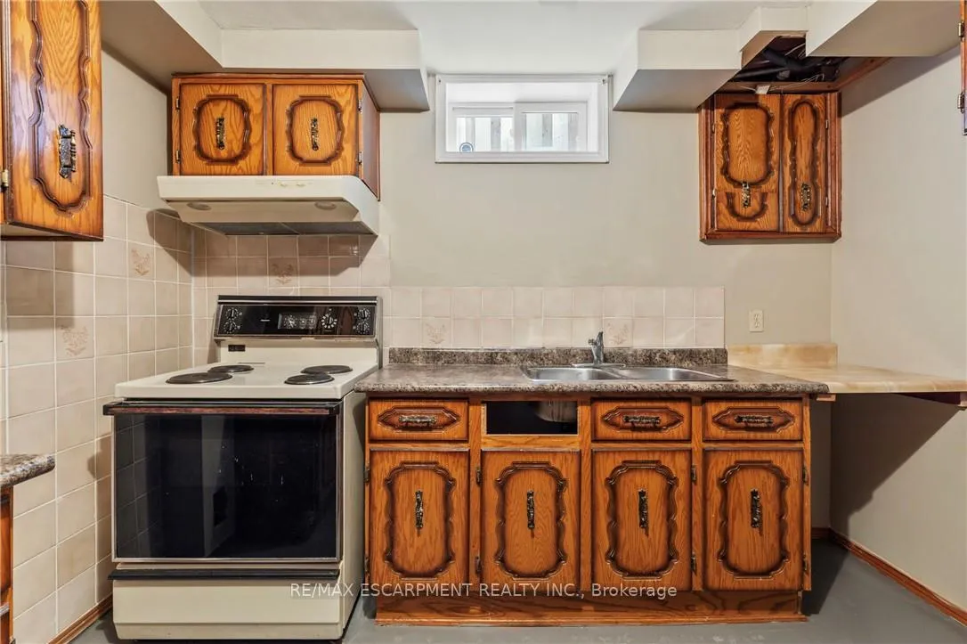 Photo 38 of 14 Indian Crescent, Hamilton, Burkholme — HOMEH