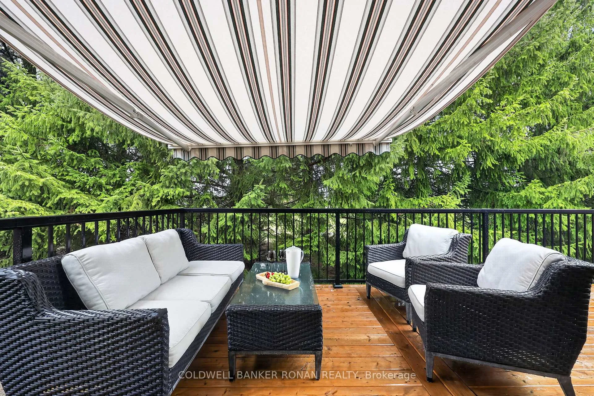 Photo 27 of 16 Green Briar Road, New Tecumseth, Alliston — HOMEH