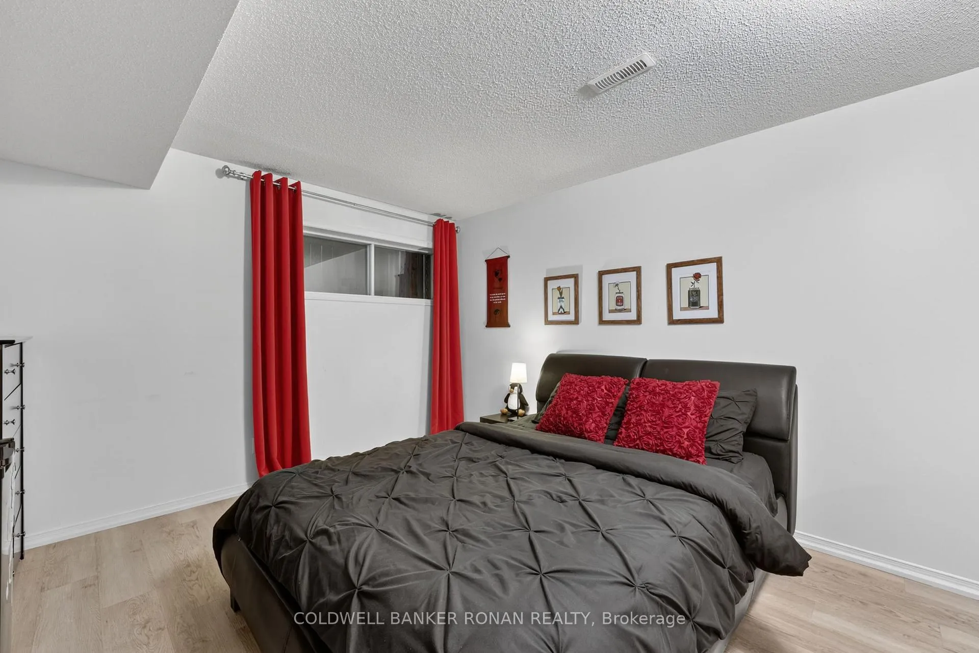 Photo 38 of 16 Green Briar Road, New Tecumseth, Alliston — HOMEH