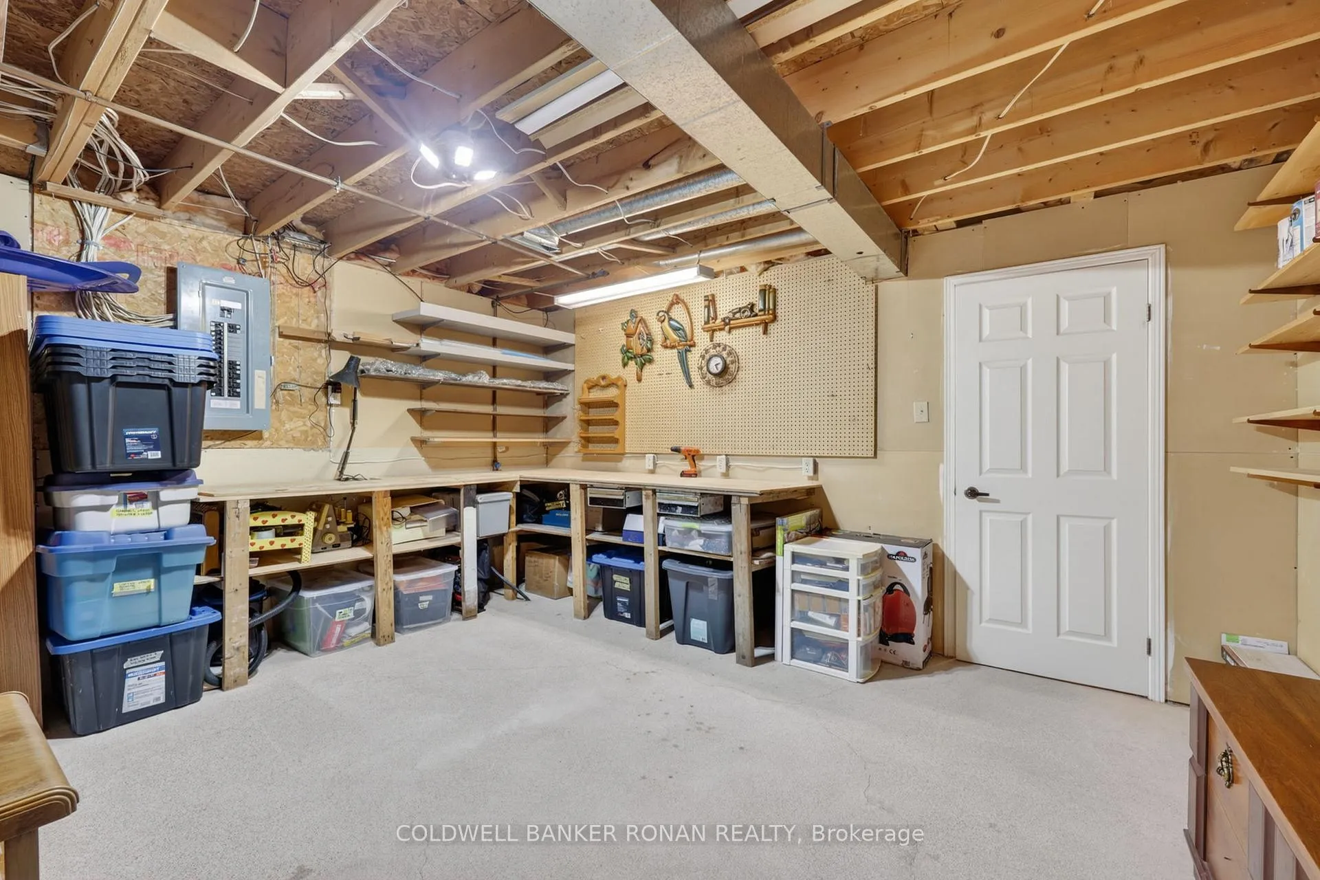 Photo 43 of 16 Green Briar Road, New Tecumseth, Alliston — HOMEH